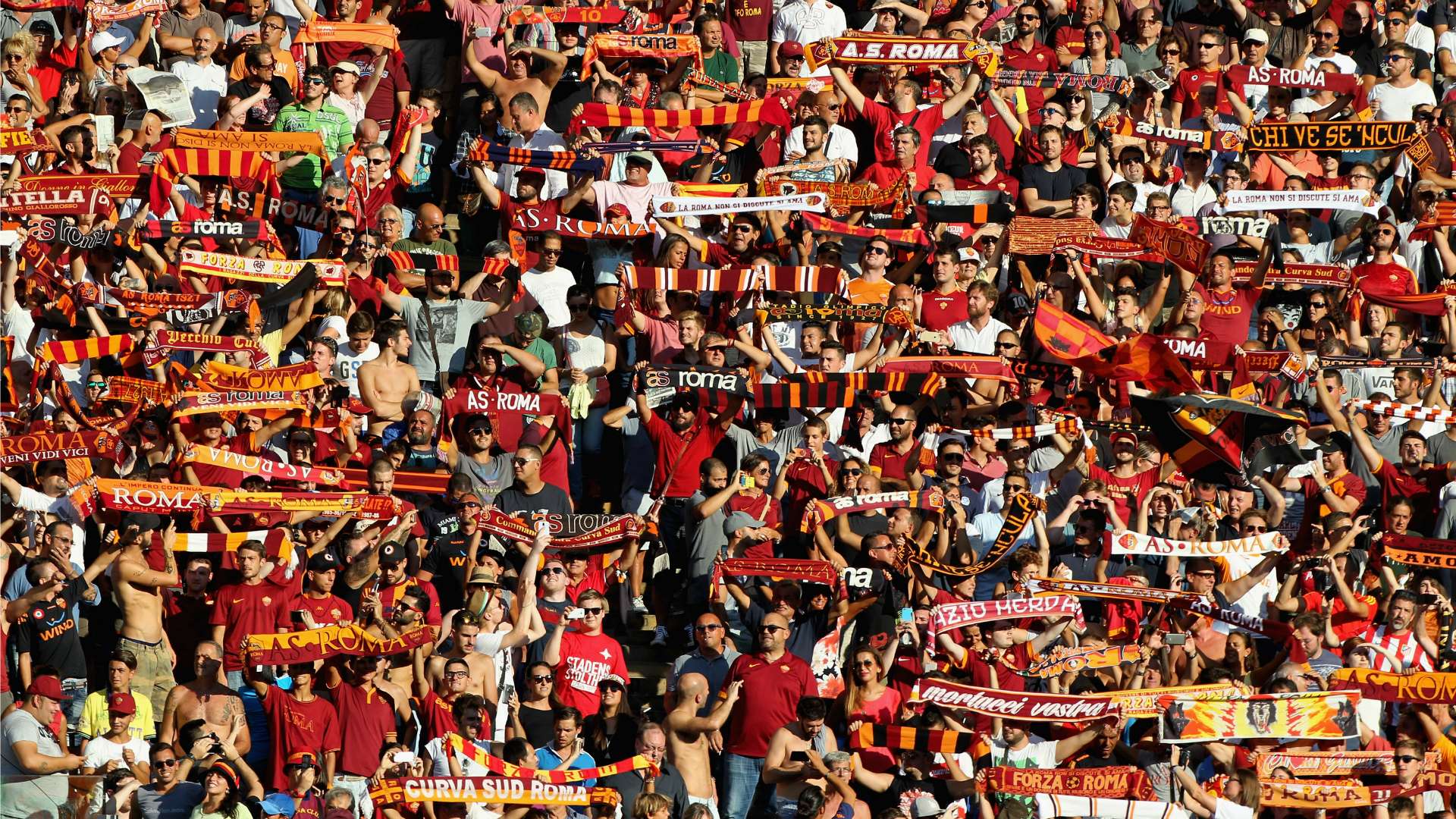 Roma fans