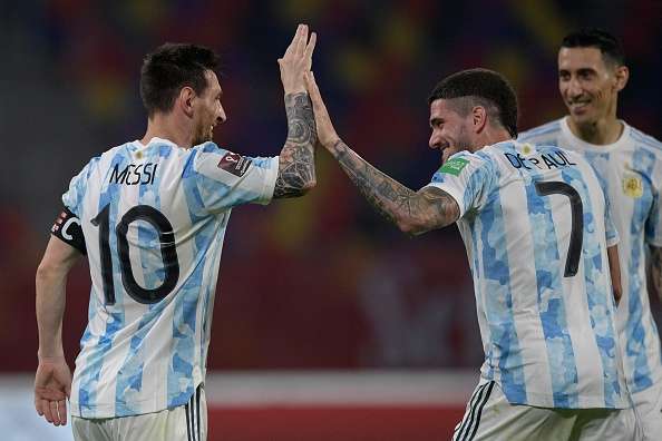 리오넬 메시 & 로드리고 데 파울 & 앙헬 디 마리아