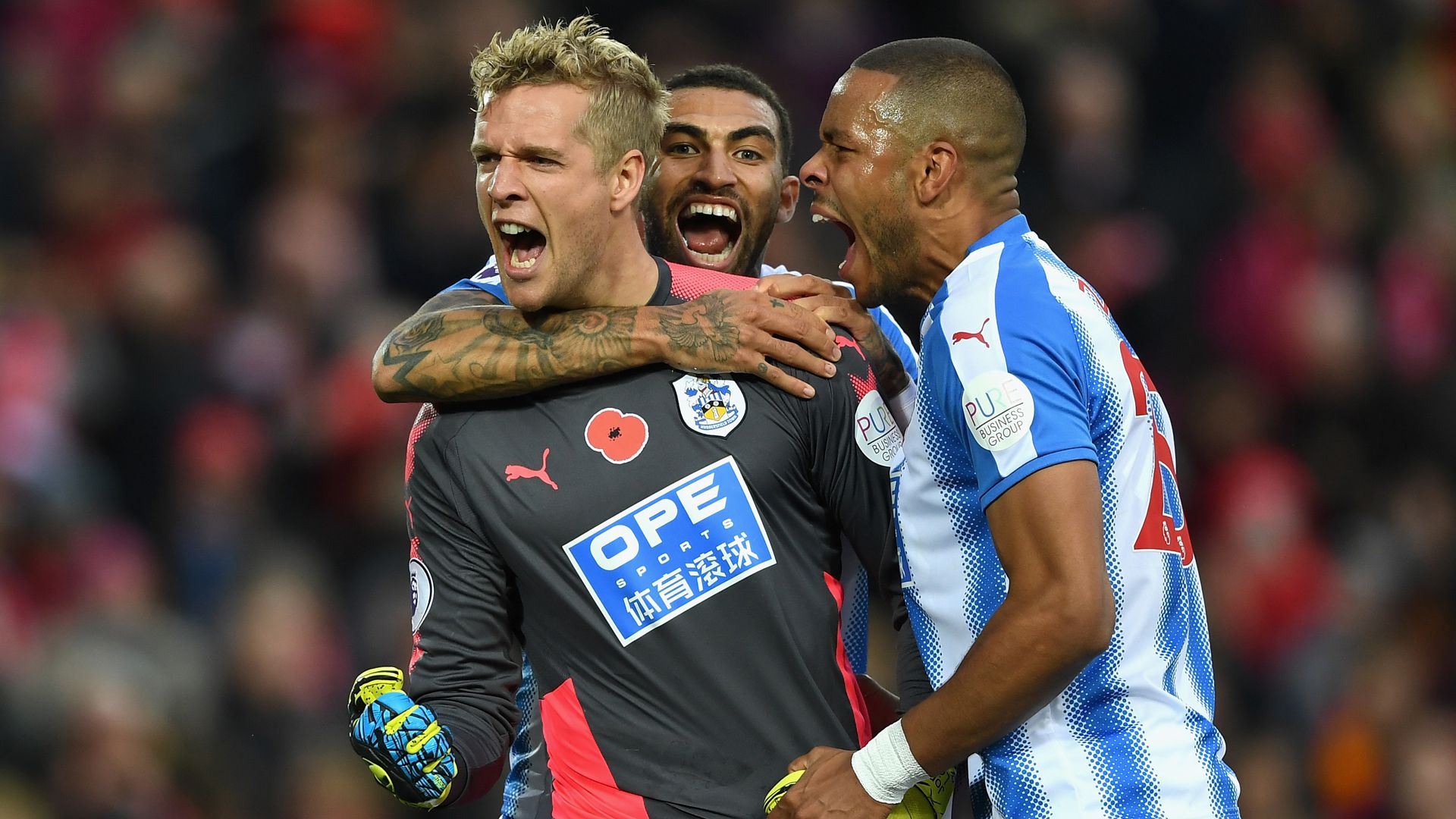 Huddersfield Town Lössl Williams Mathias Jörgensen Zanka 28102017