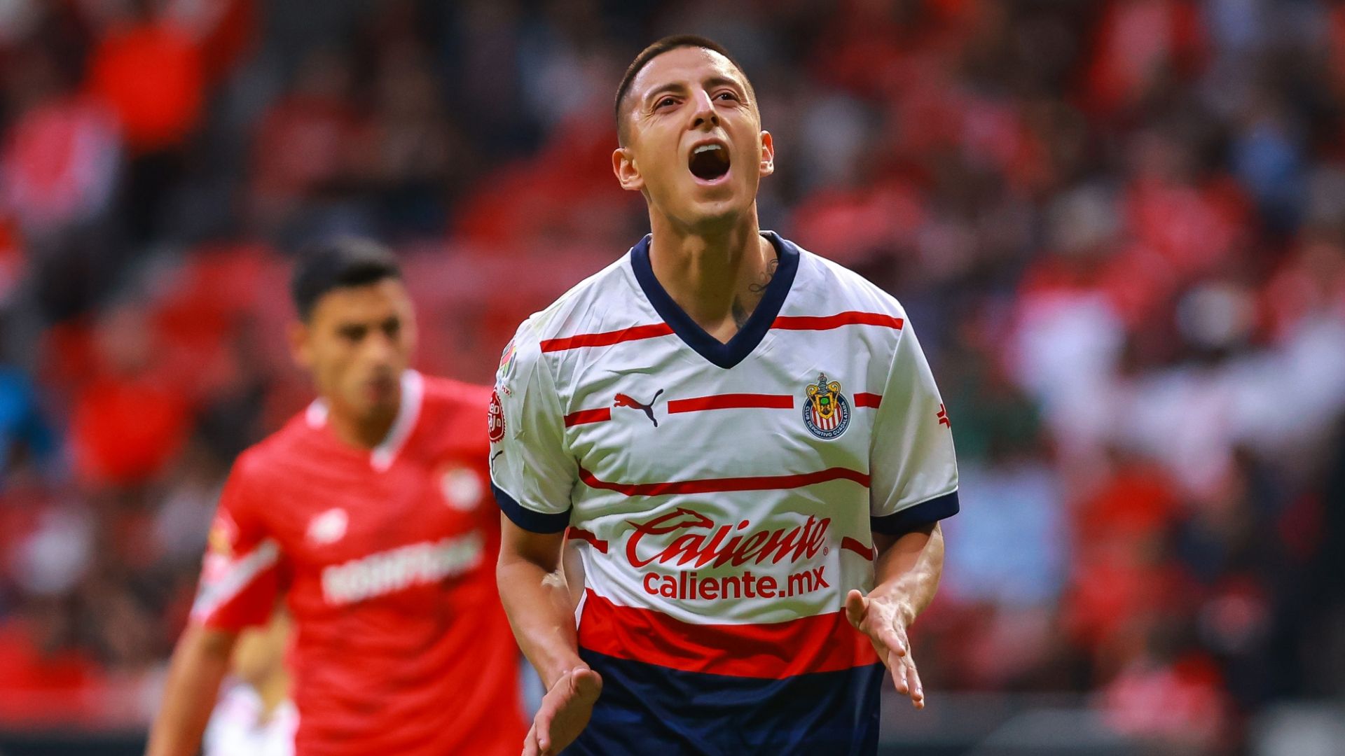 Roberto Alvarado Chivas Apertura 2023 Liga MX