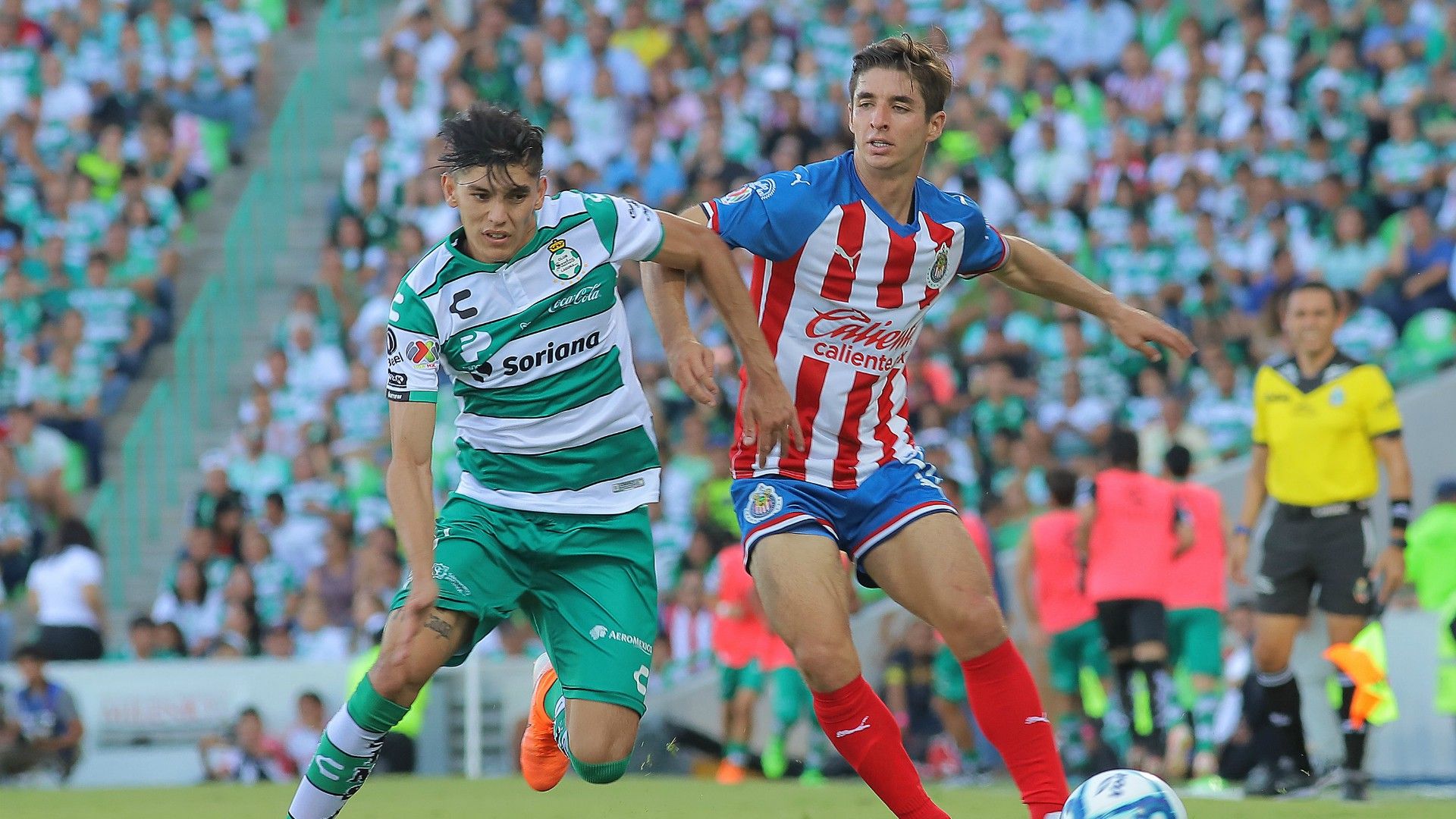 Santos Chivas Isaac Brizuela Gerardo Arteaga