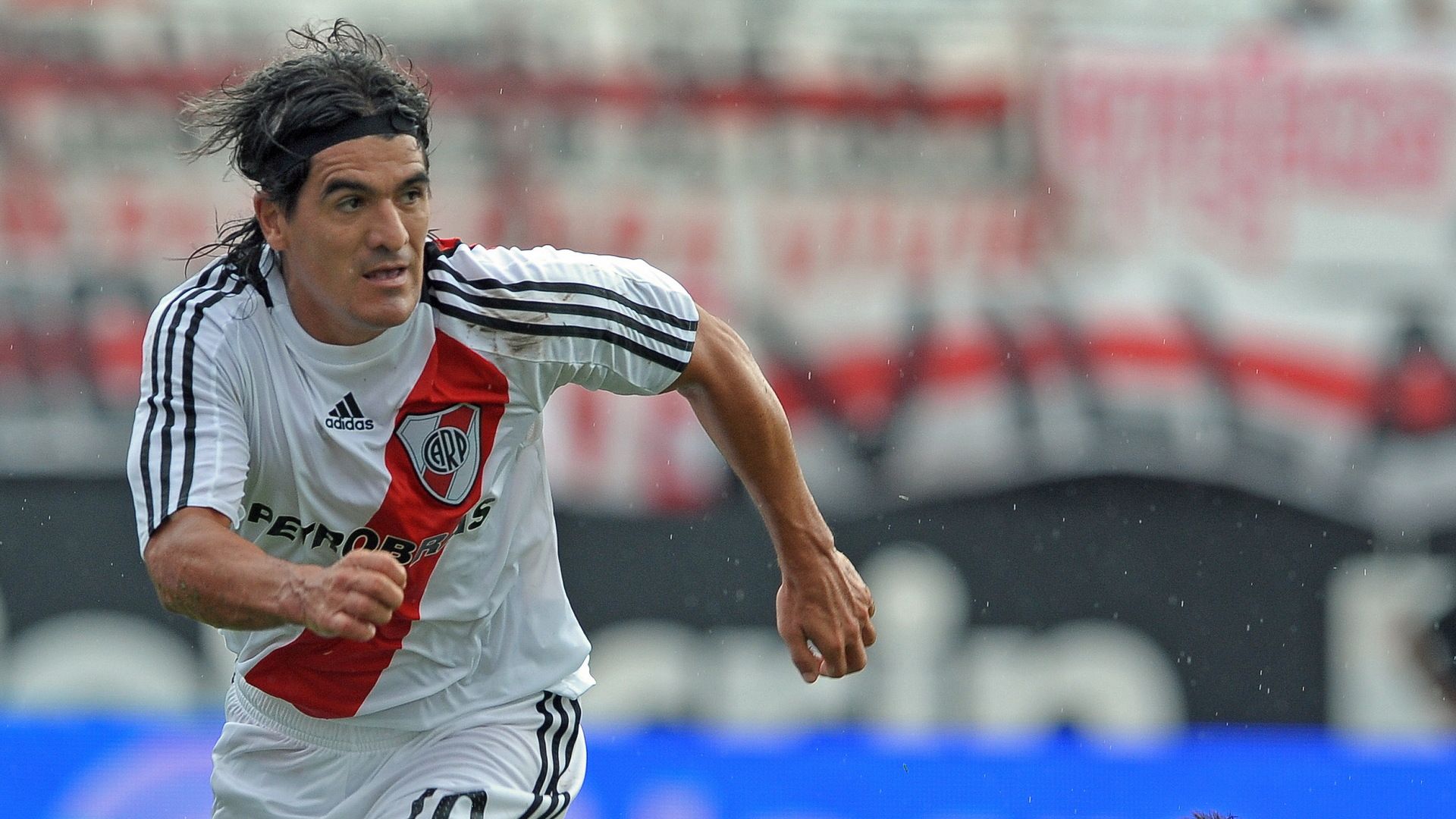 ariel ortega 2010