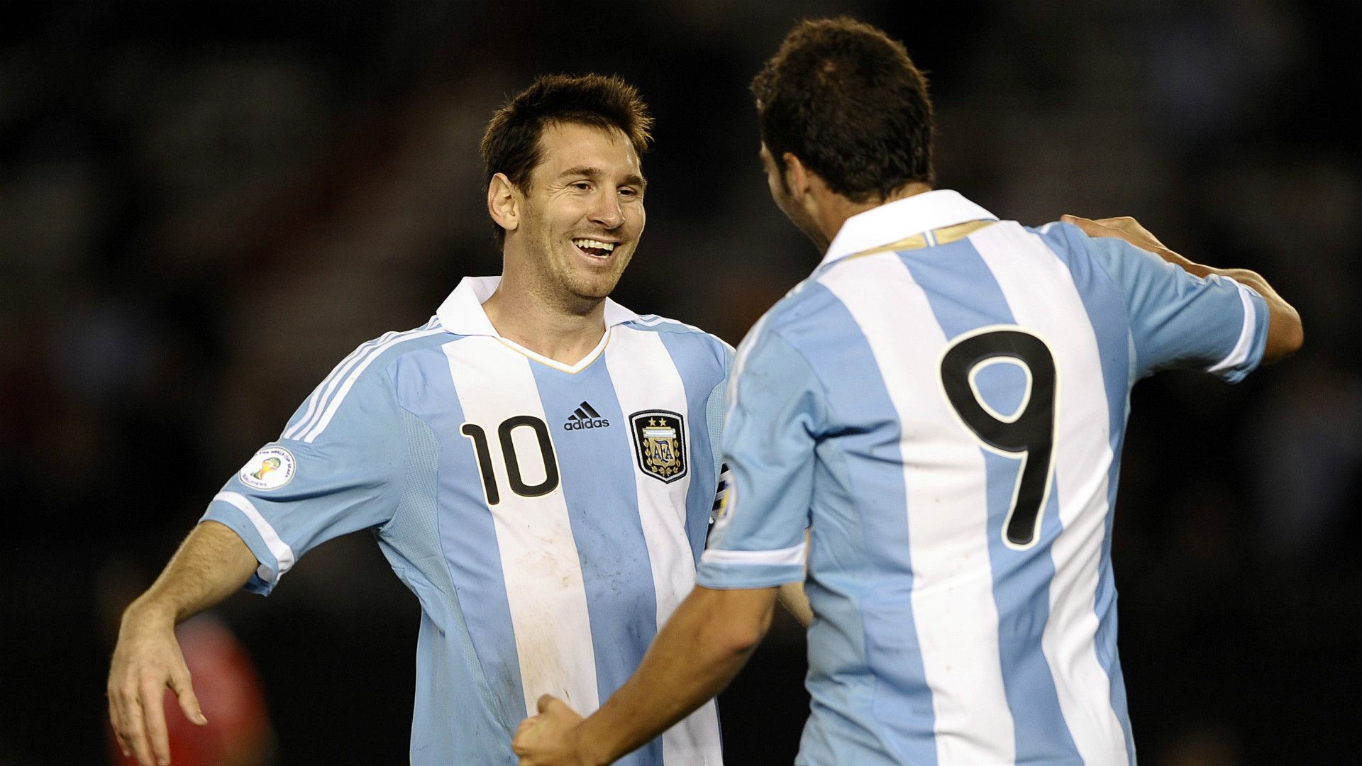 HD Messi and Higuain 2011 Chile