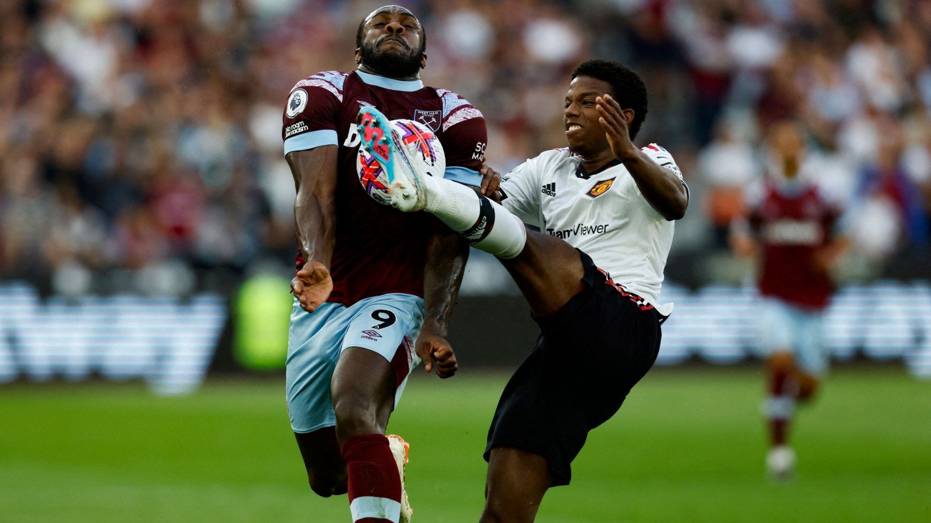 Tyrell Malacia Manchester United 2022-23