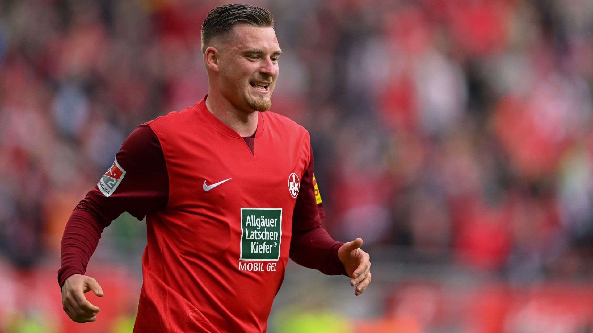 Marlon Ritter of 1. FC Kaiserslautern celebrates