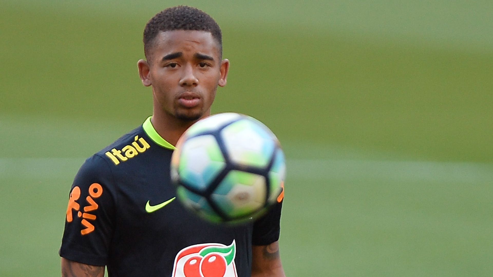 Gabriel Jesus Brasil treino 29082017