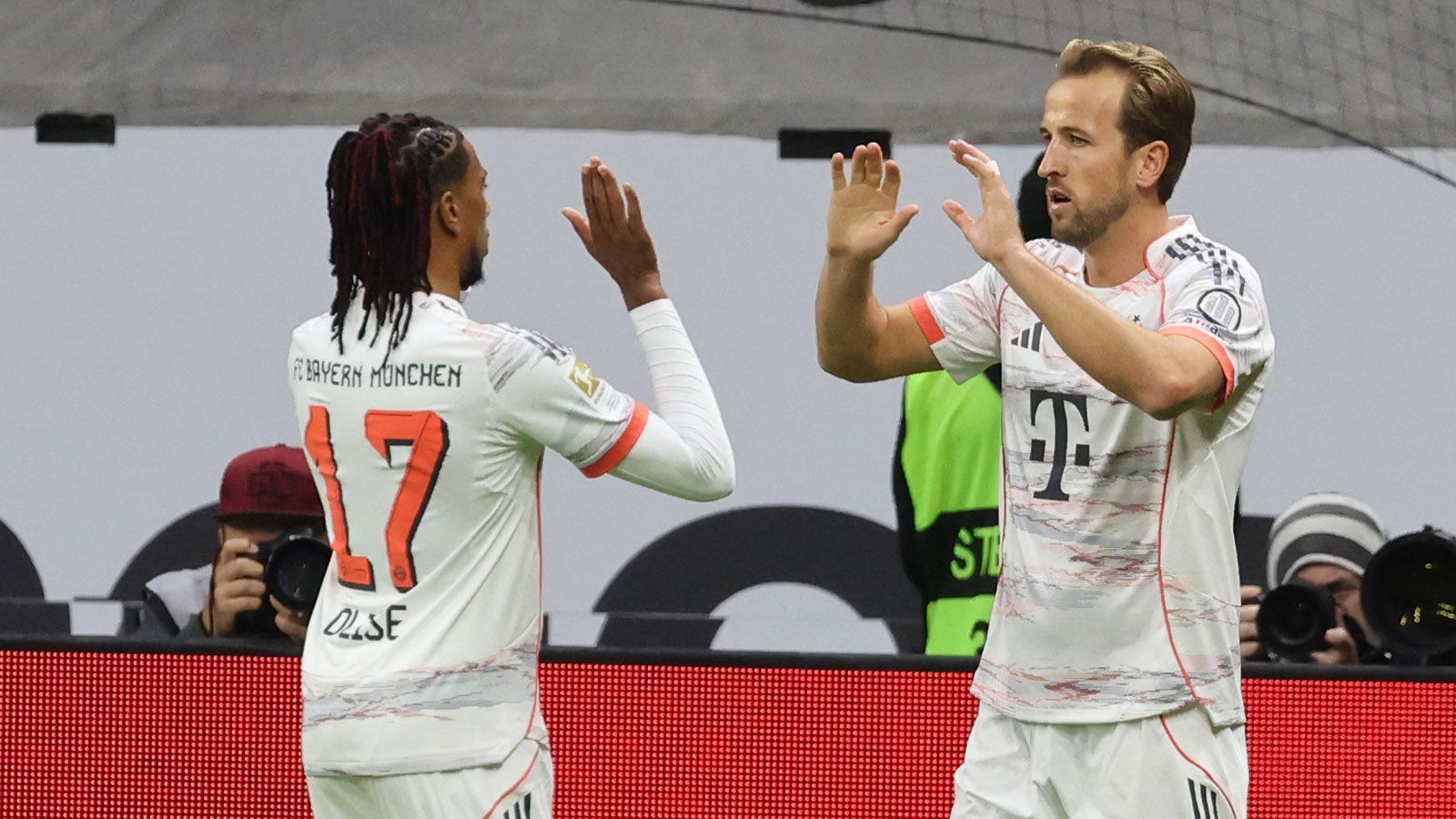 Michael Olise & Harry Kane