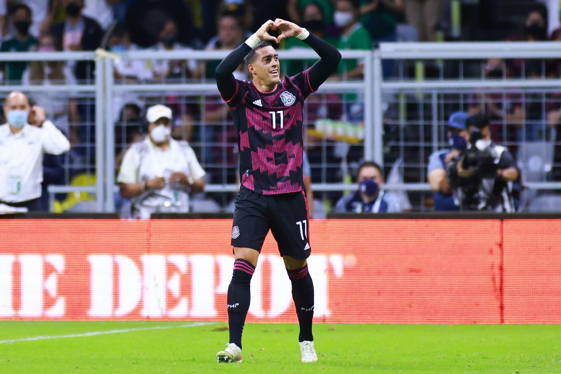 Rogelio Funes Mori México El Salvador Eliminatorias Qatar 2022