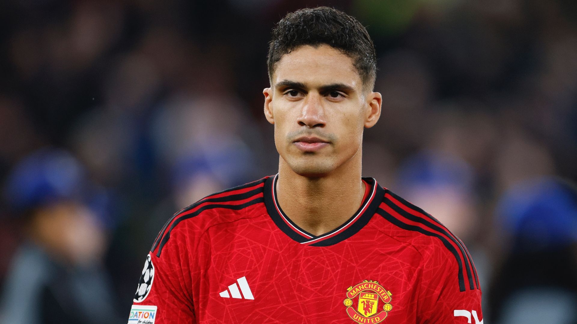 Jangan Seperti Ayah, Nak, Tubuh Ayah Sudah Rusak" - Bek Manchester United Raphael Varane Bicara Cedera Kepala | Goal.com Indonesia