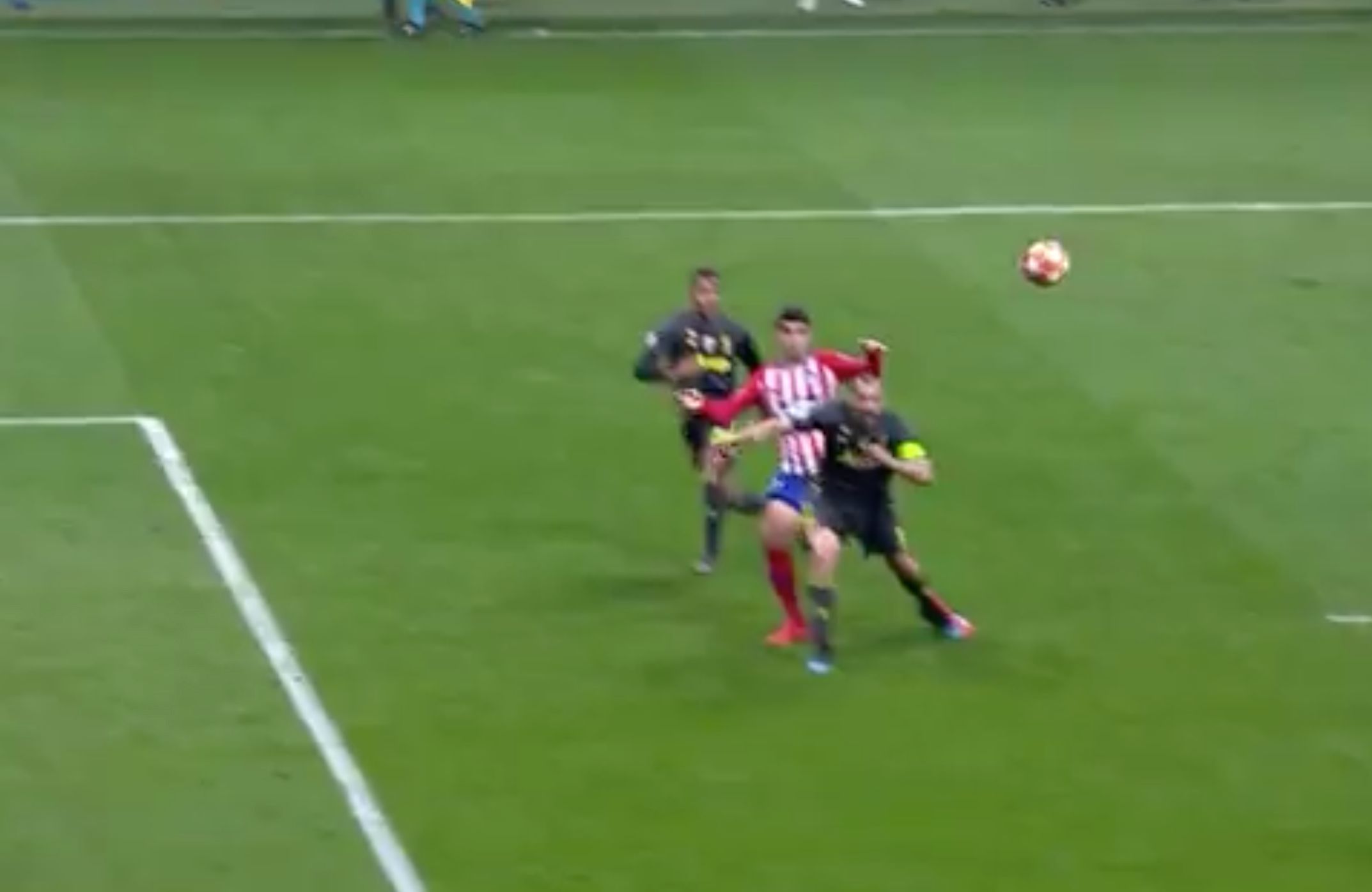 Morata gol anulado