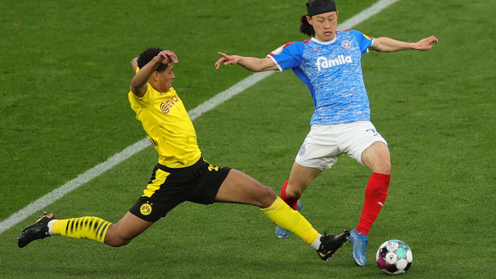 JUDE BELLINGHAM BORUSSIA DORTMUND GERMAN CUP DFB POKAL 01052021