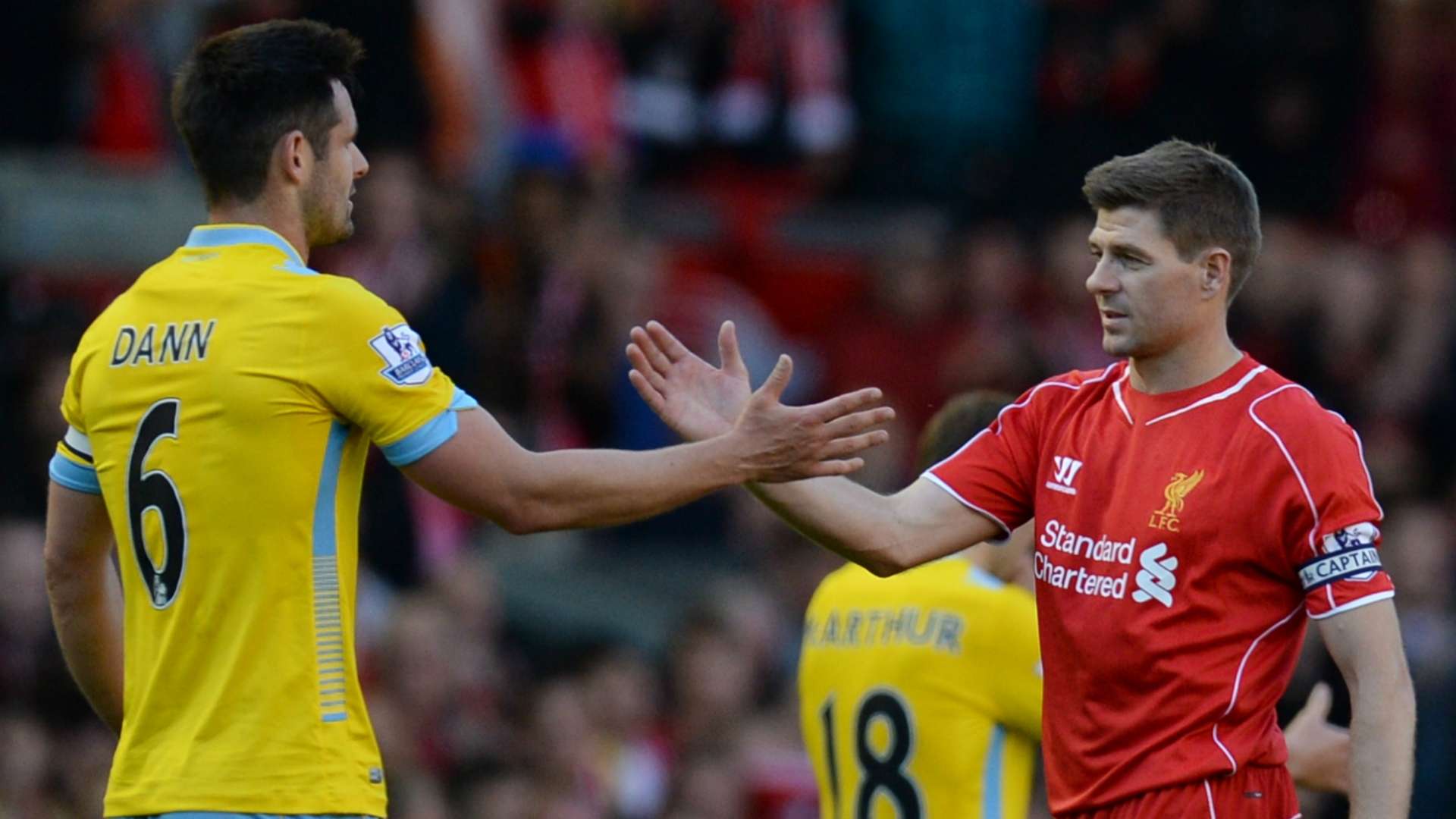 Steven Gerrard Scott Dann Liverpool Crystal Palace 16052015