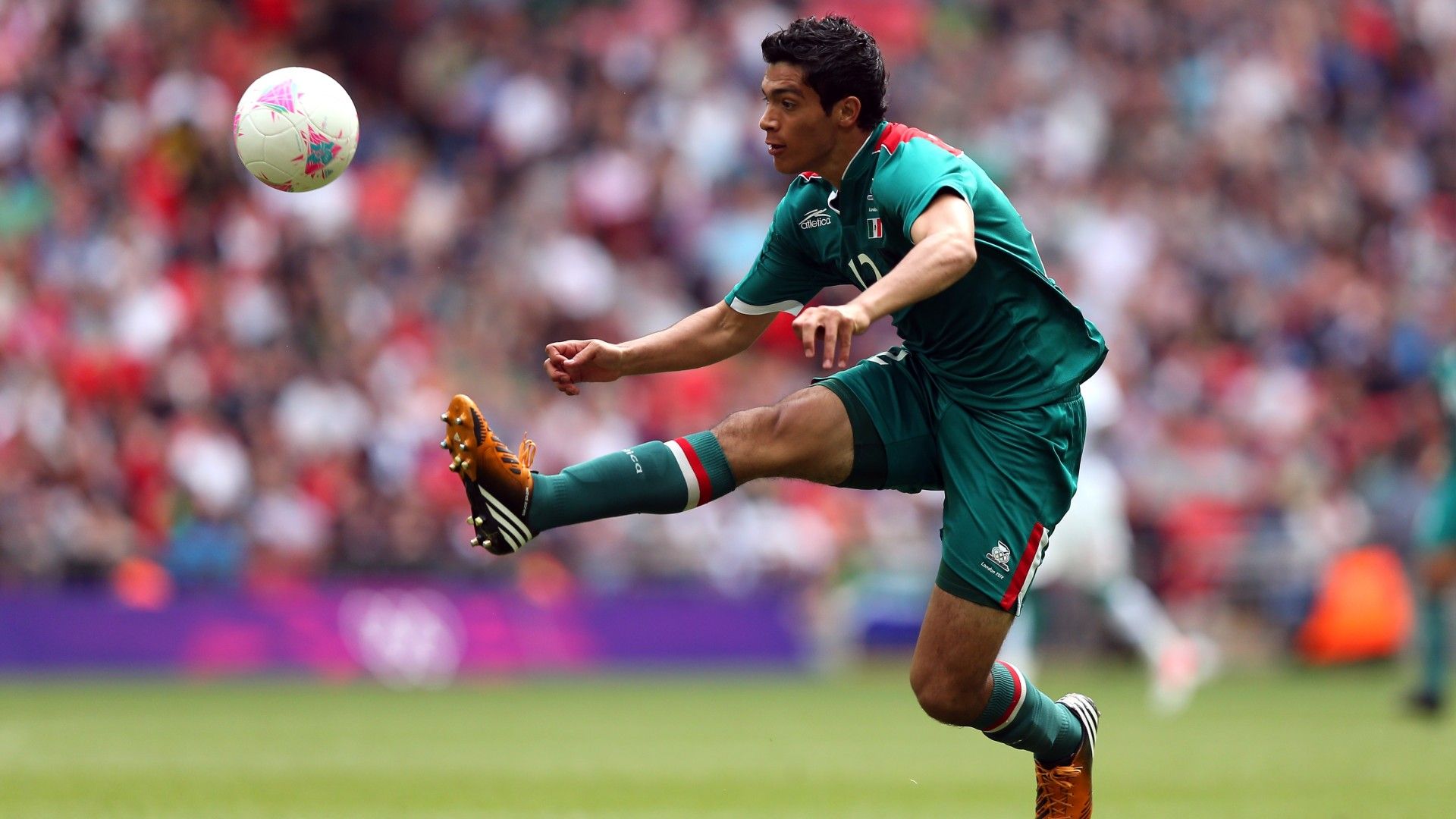 Raúl Jiménez Londres 2012