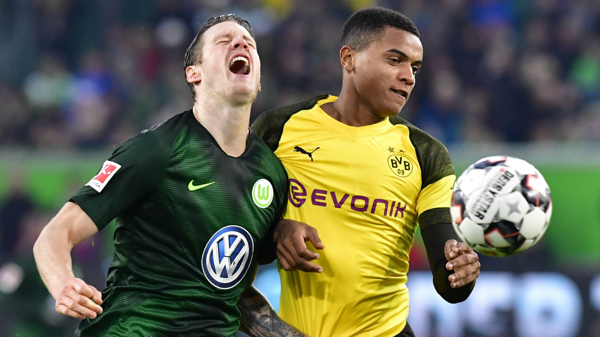 WOUT WEGHORST WOLFSBURG MANUEL AKANJI BORUSSIA DORTMUND GERMAN BUNDESLIGA 03112018