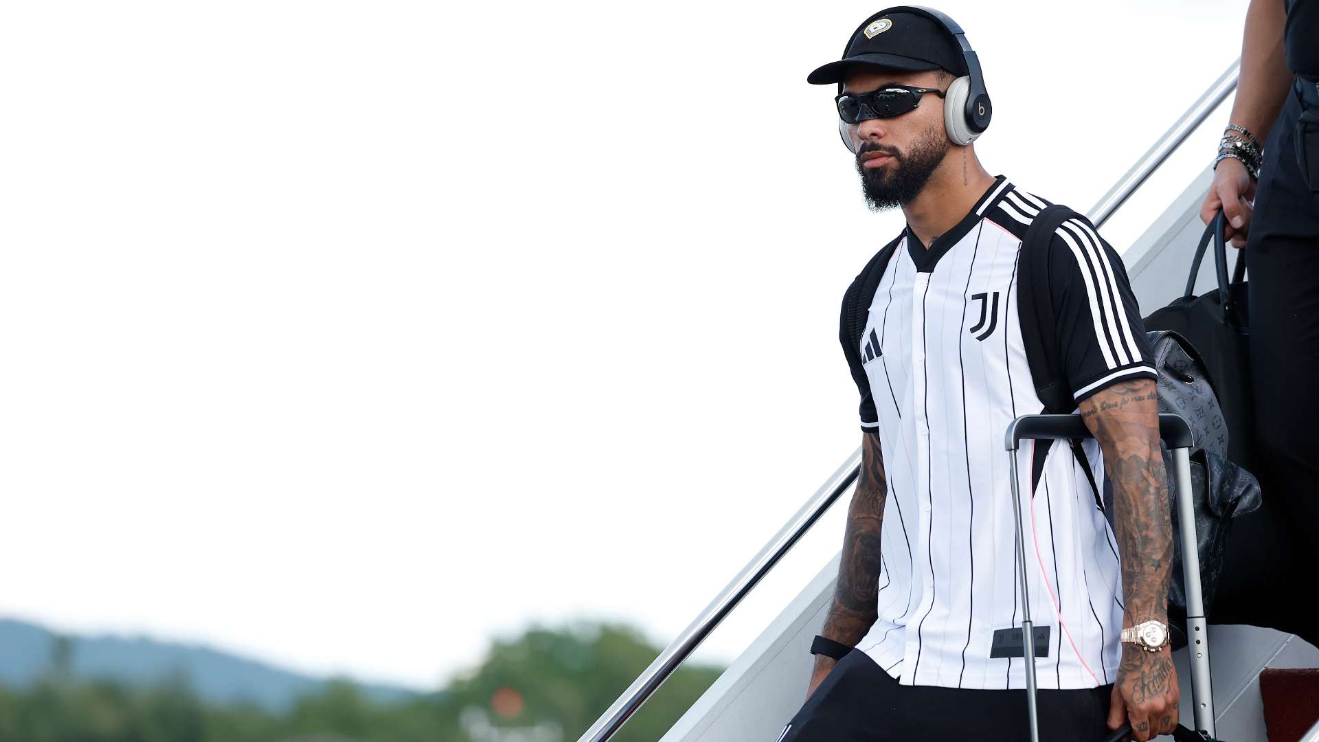 Douglas Luiz Juventus