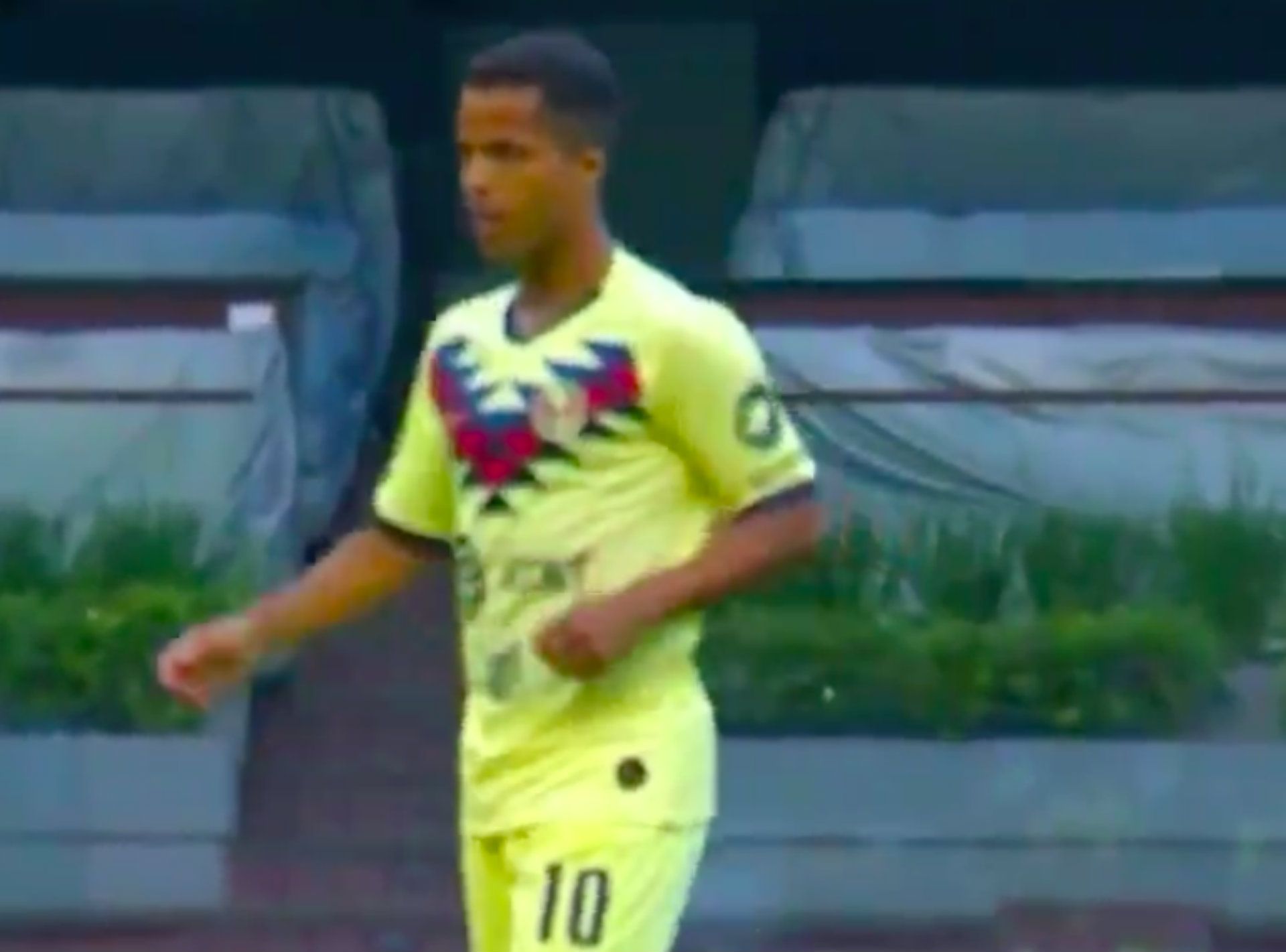 Giovani Dos Santos América