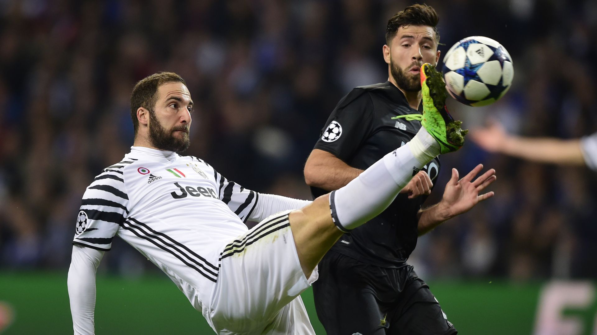 Gonzalo Higuain Porto Juventus Champions League