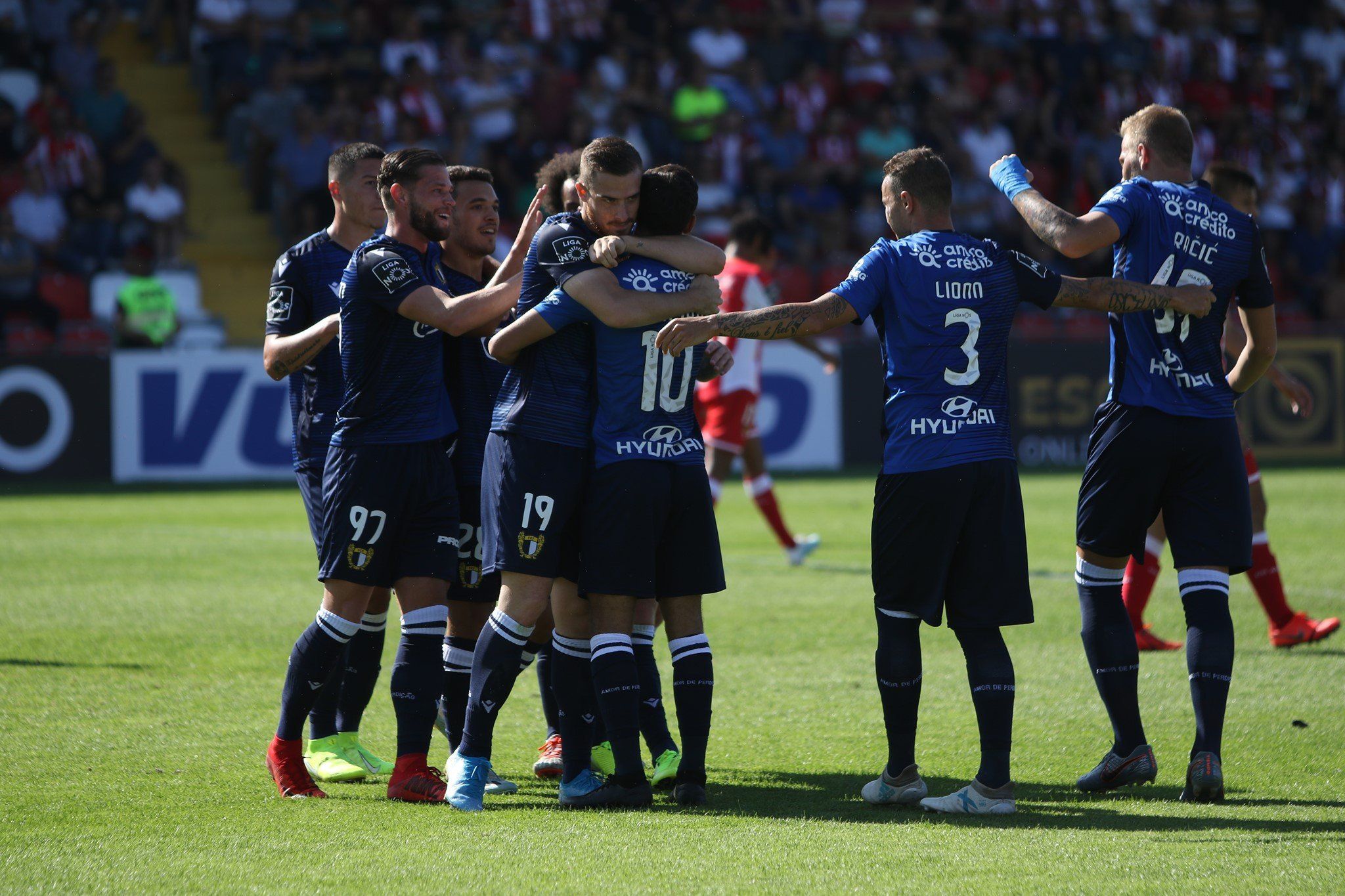 famalicao goal celebrations 12092019