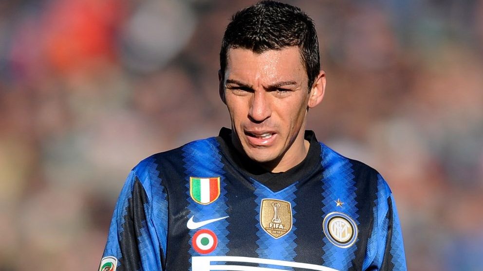 Brazil and Inter legend under 'constant observation' in intensive care after suffering burns in domestic accident | Goal.com UK