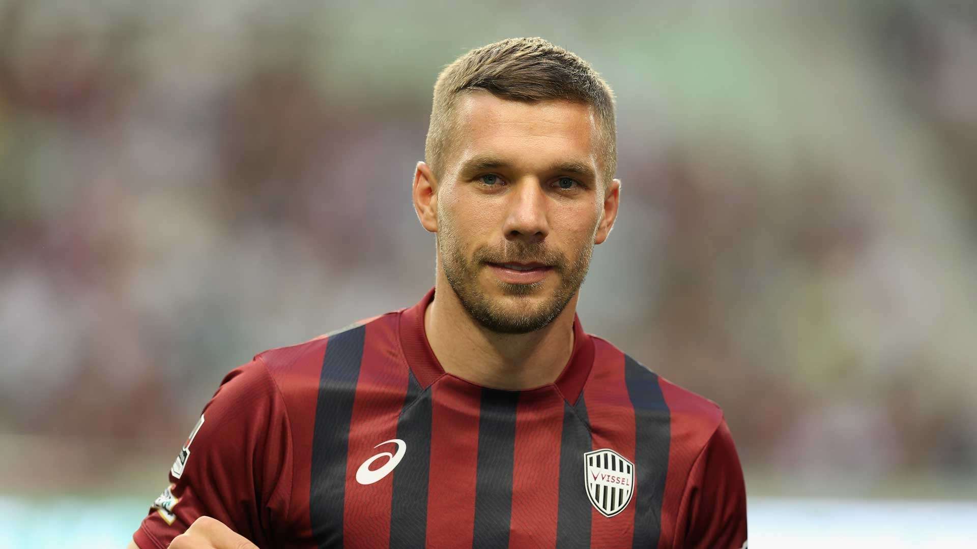 2017-07-29-kobe-lukas podolski