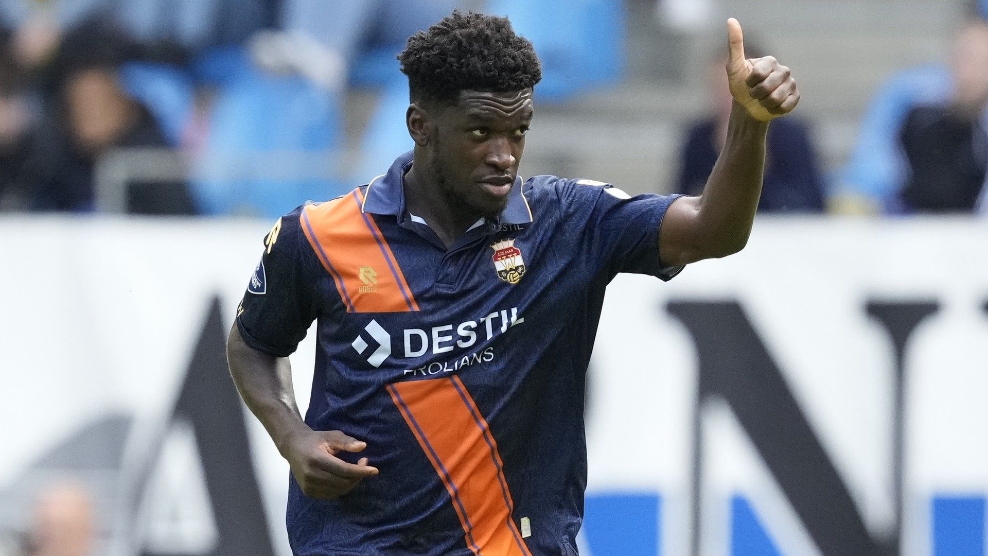 Kwasi Okyere Wriedt of Ghana and Willem II.