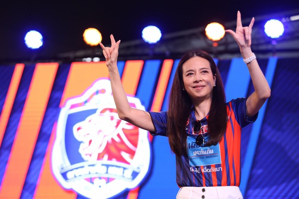 นวลพรรณ ล่ำซำ