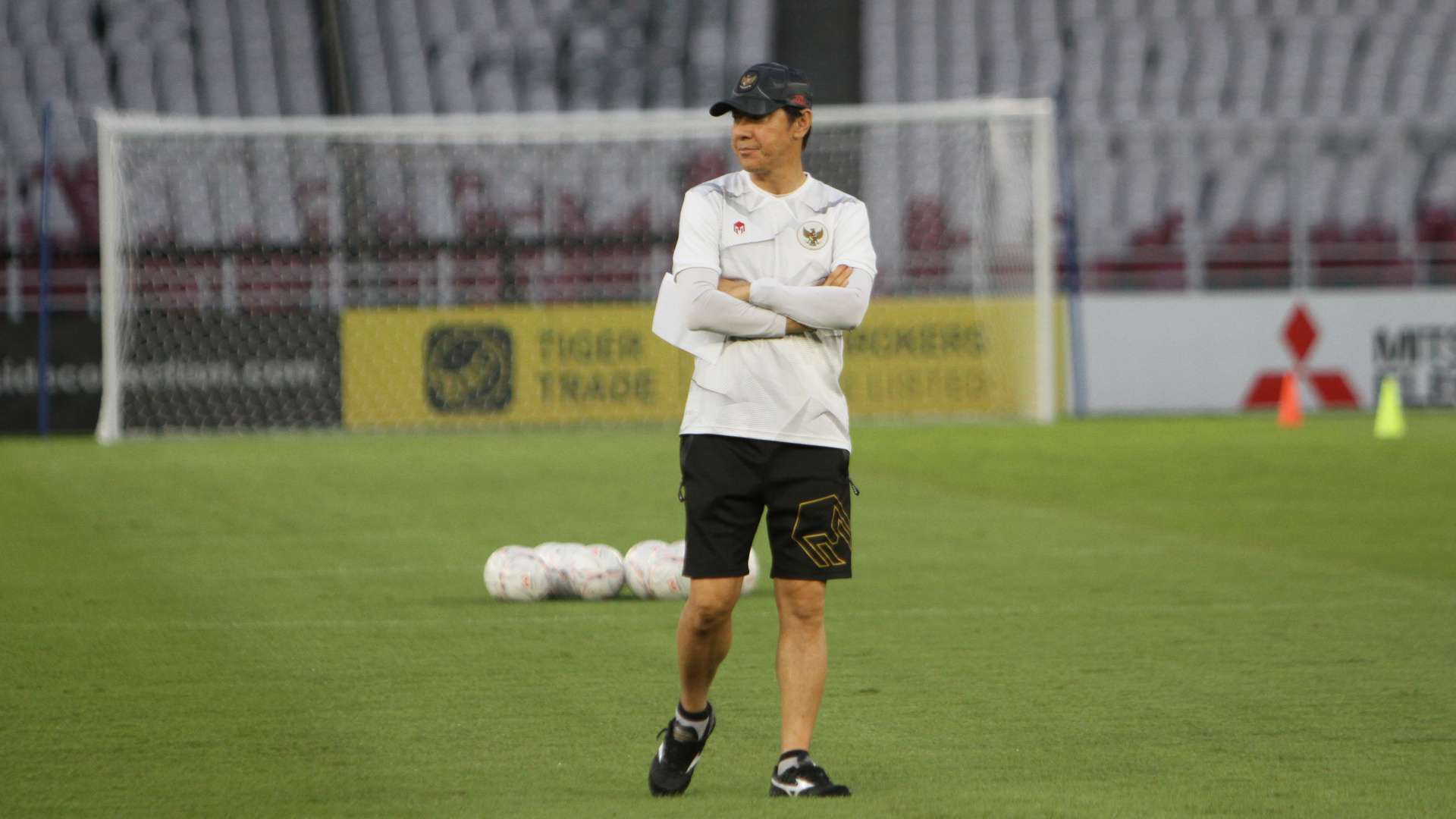 Shin Tae-yong - Latihan Timnas Indonesia AFF Cup 2022
