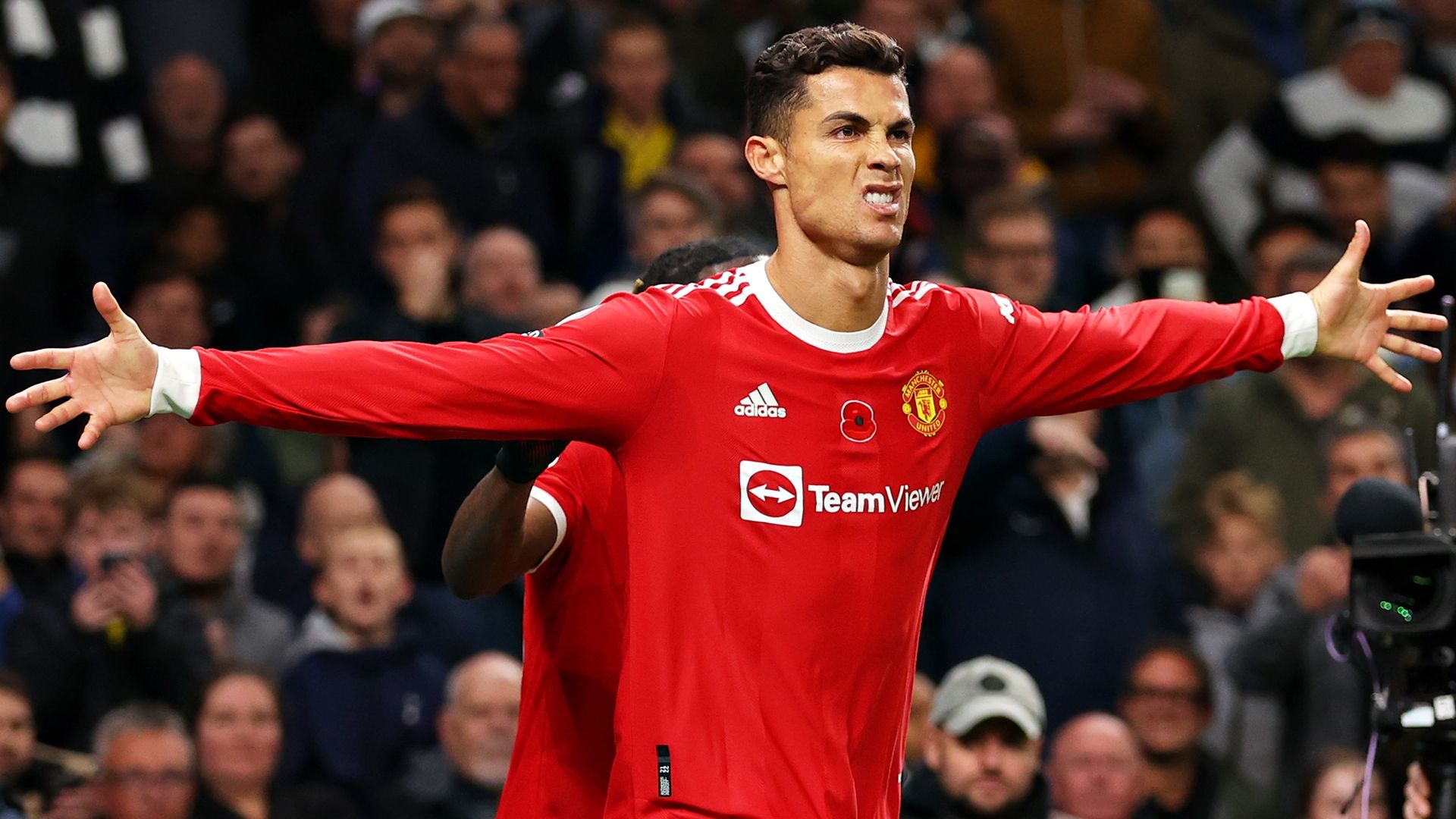 Cristiano Ronaldo Manchester United Tottenham Premier League 2021-22