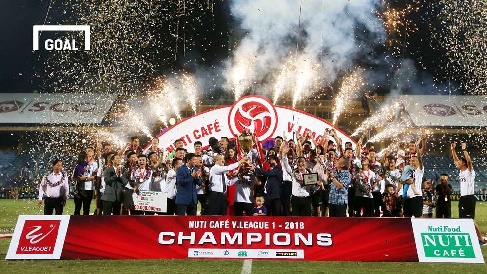 Hà Nội FC nhận cúp vô địch V.League 2018 2/10