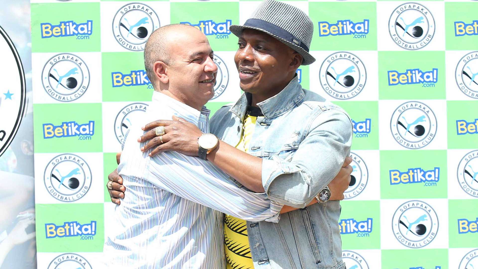 Sofapaka coach Melis Medo and boss Elly Kalekwa.