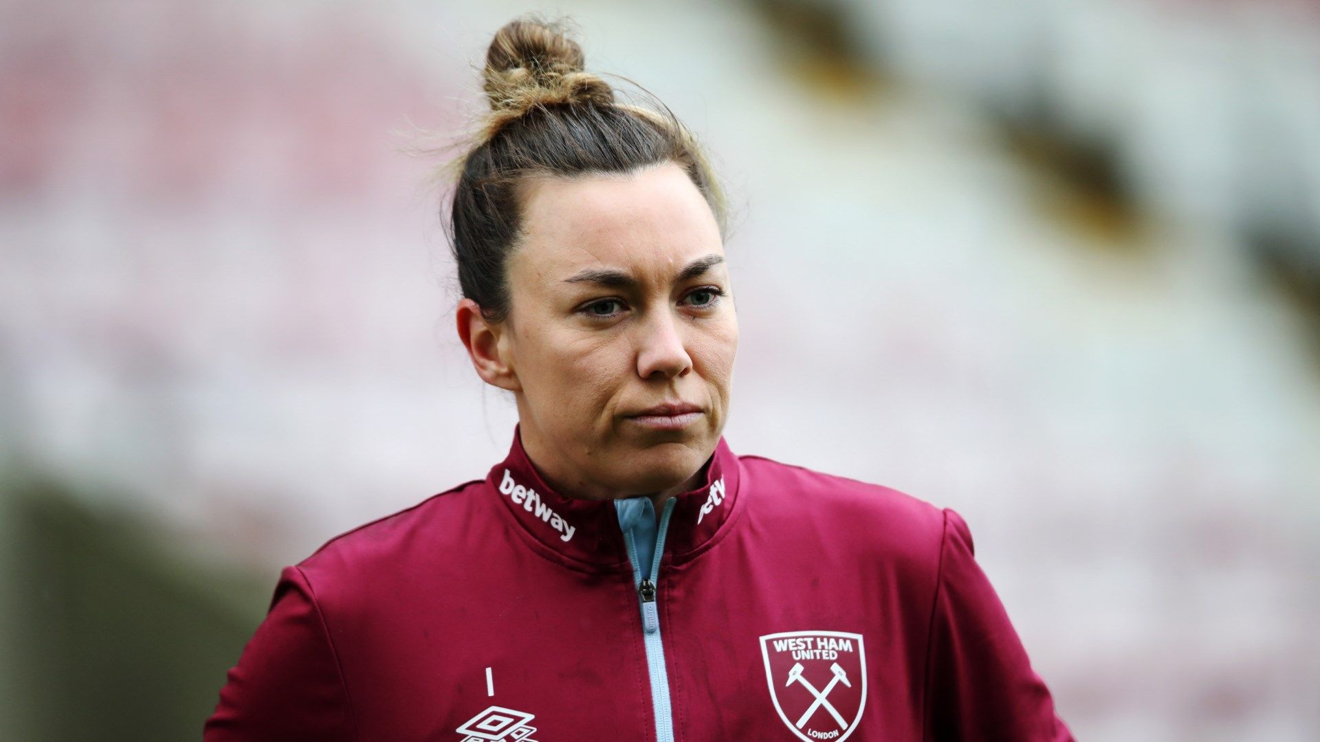 Mackenzie Arnold West Ham Women 2023-24