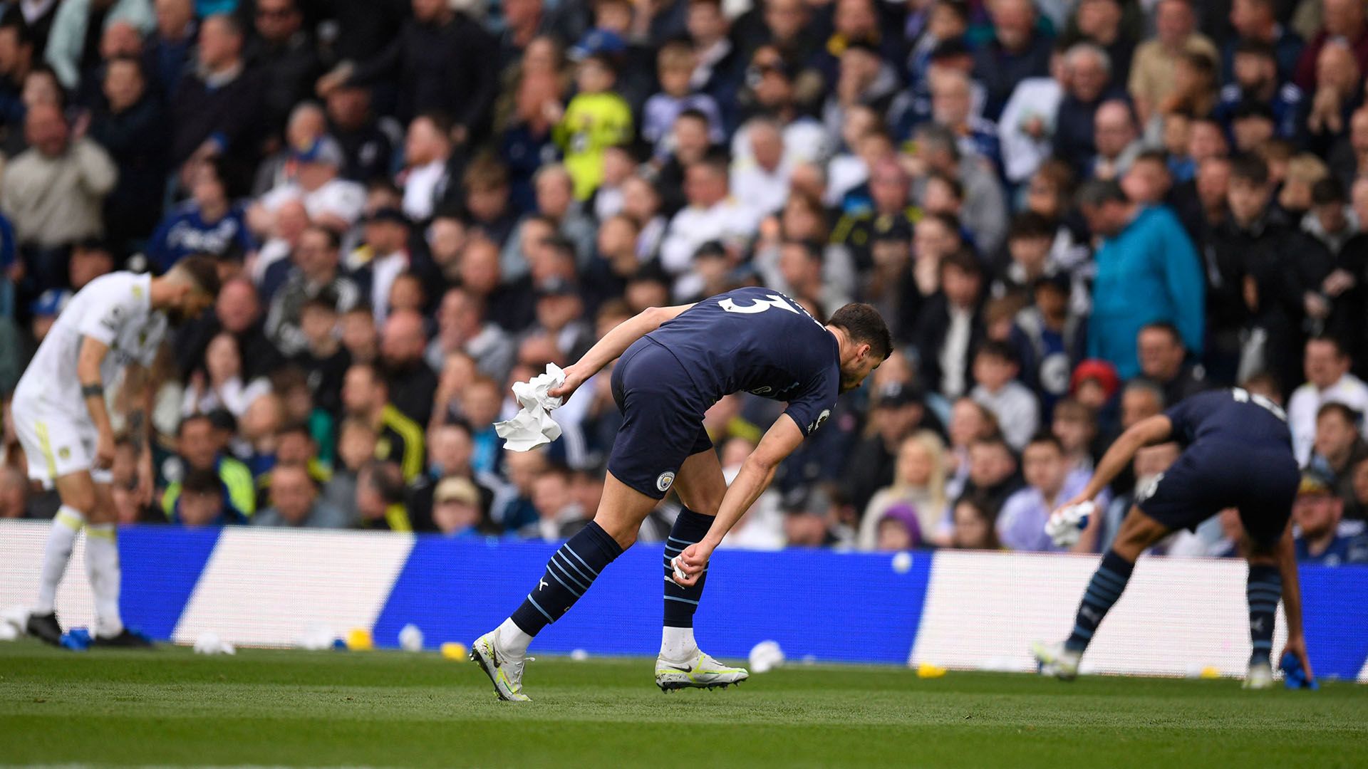 Man City Leeds paper 2021-22