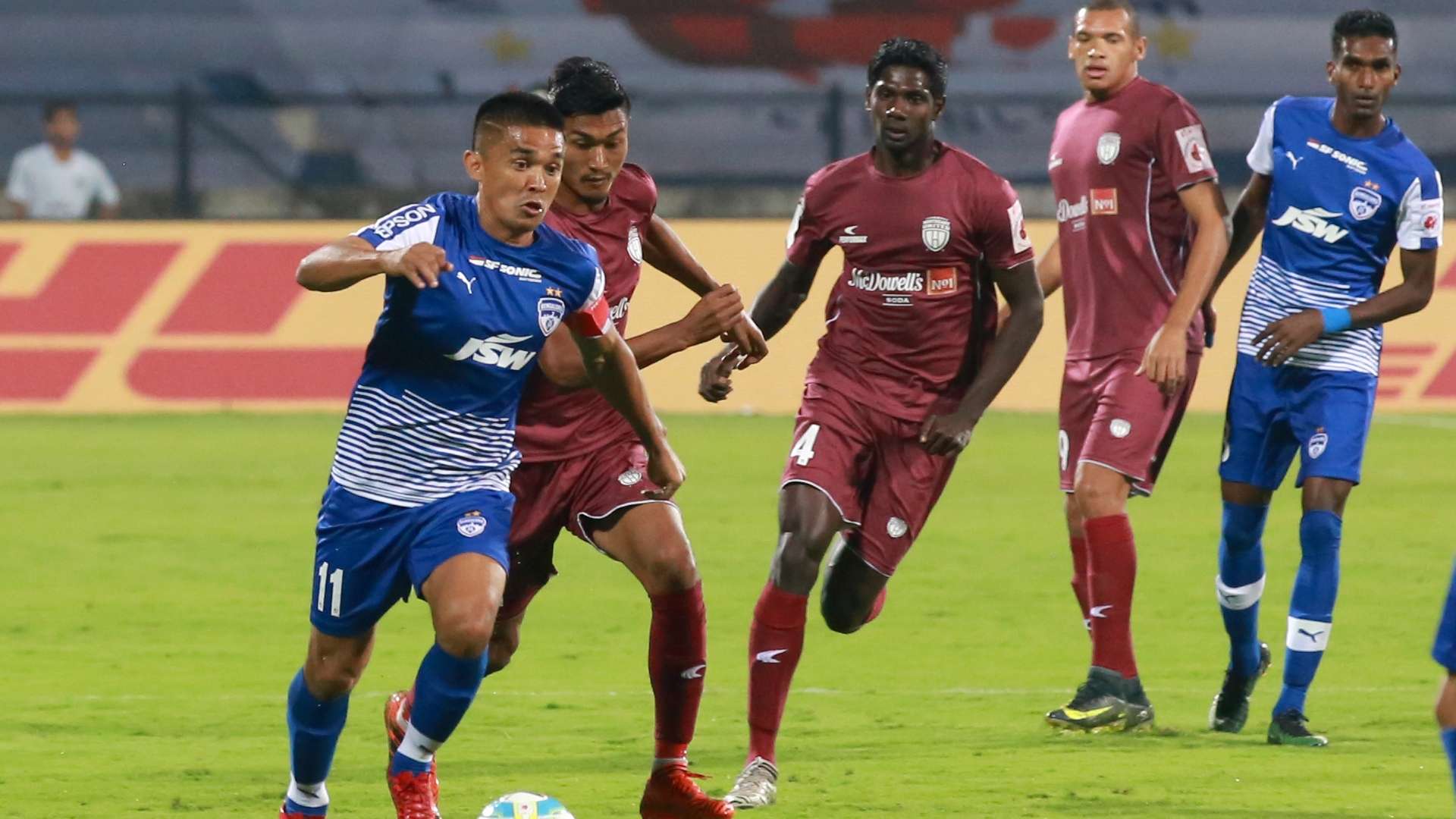 Sunil Chhetri Bengaluru FC NorthEast United FC ISL 4 2017/2018