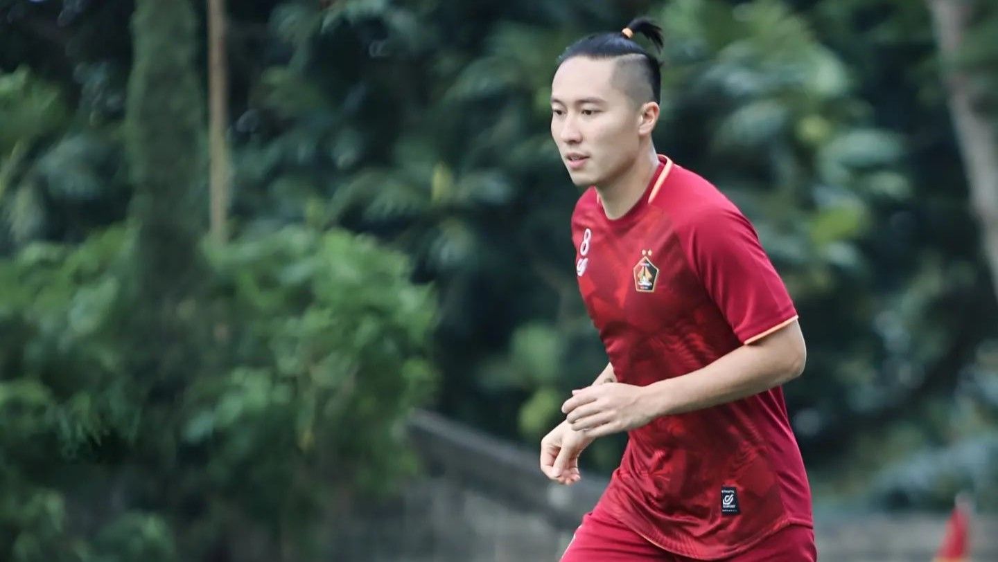 Arthur Irawan - Persik Kediri