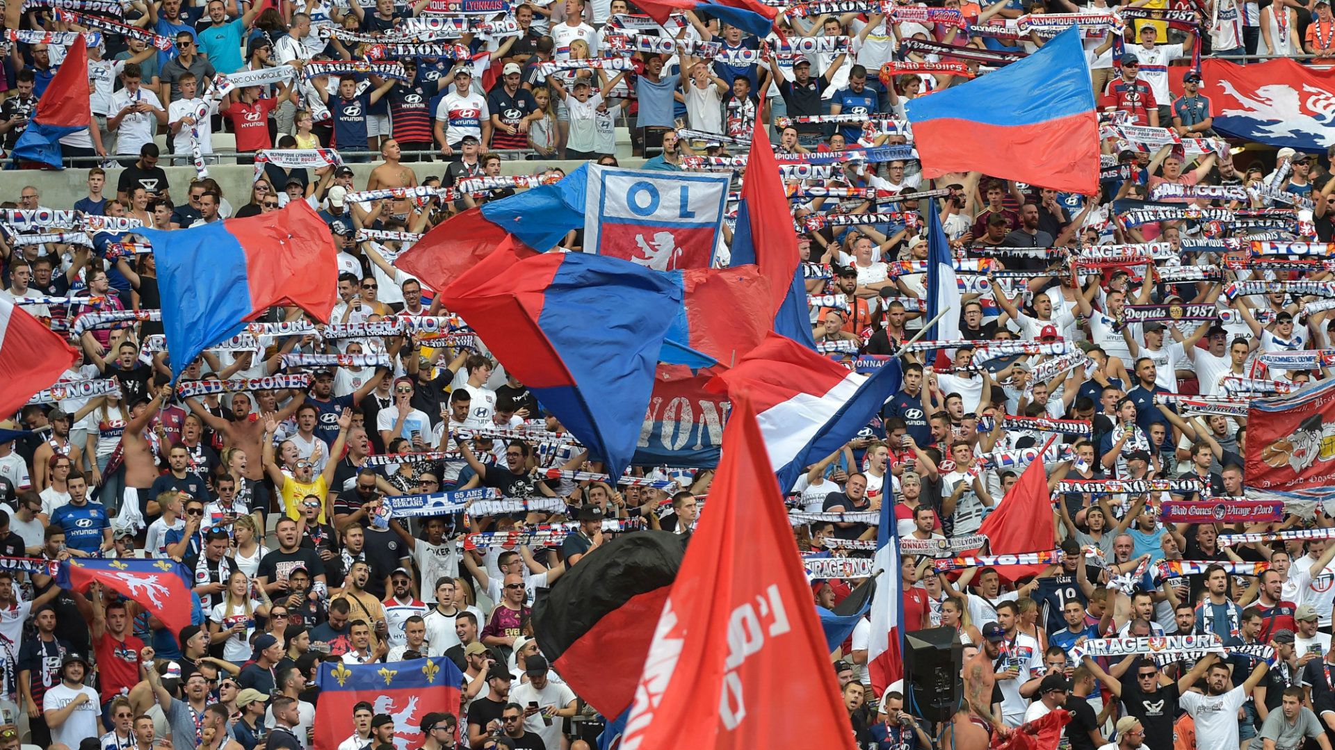 Lyon home fans 2019-20