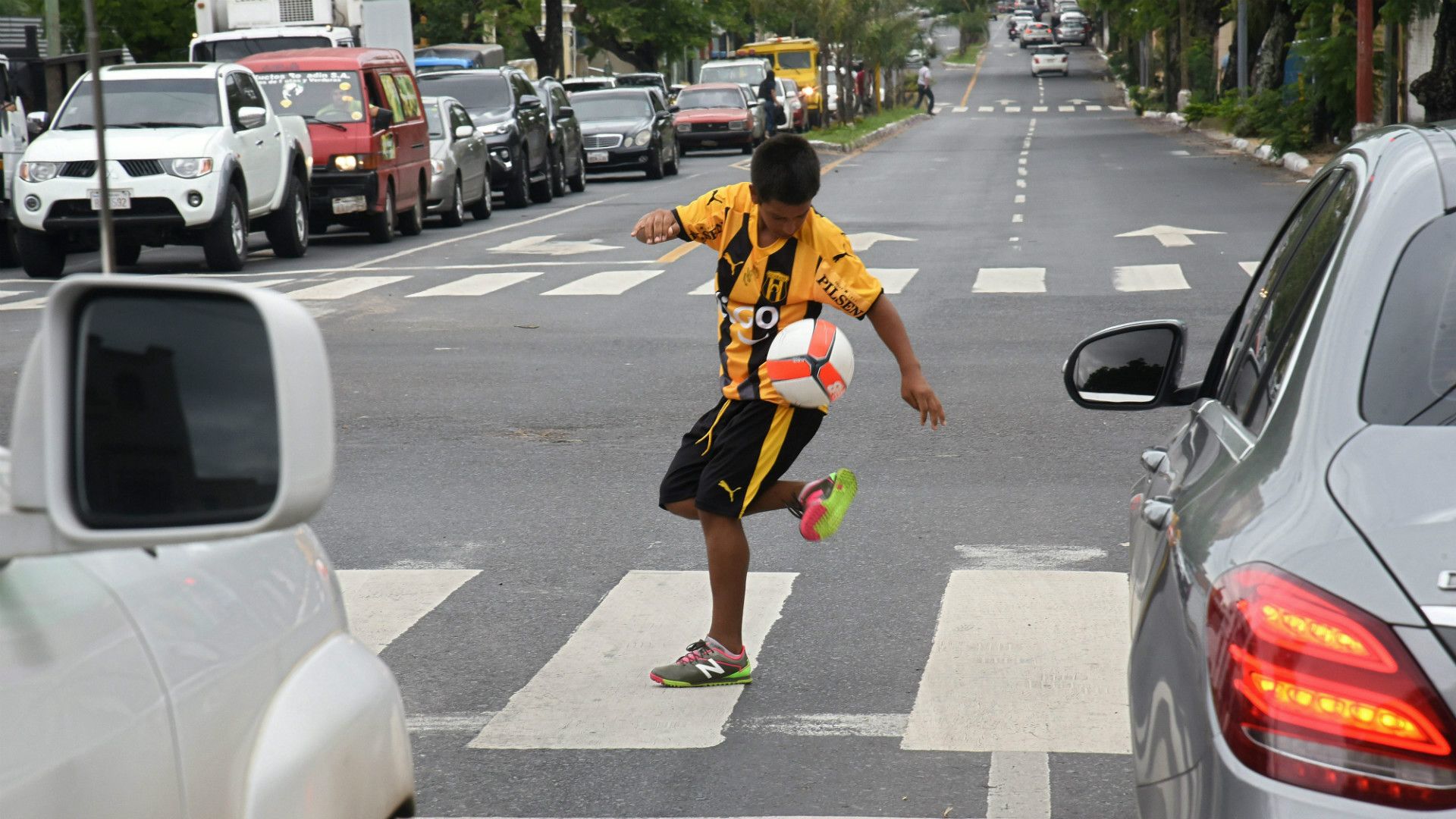 Ivan Genes, Guaranì