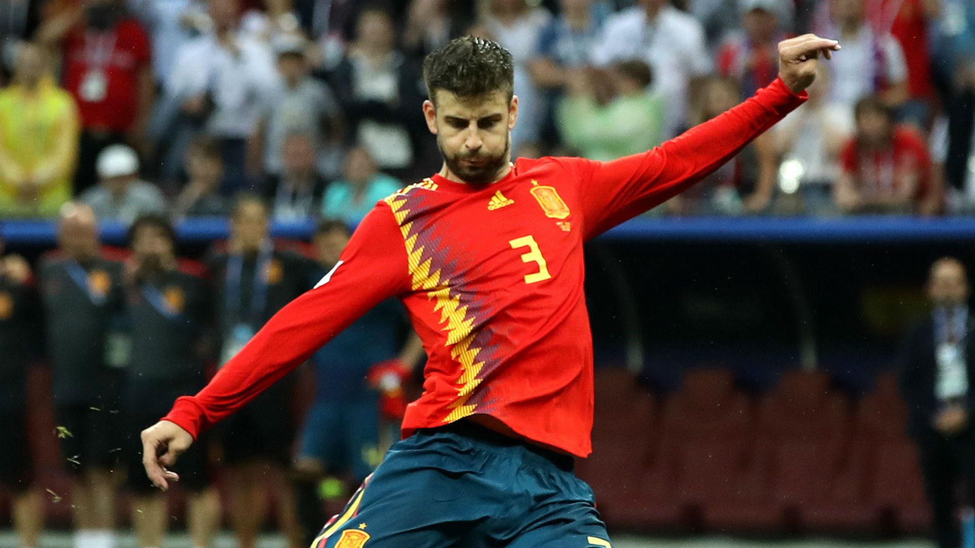 Gerard Pique Spain Russia.jpg