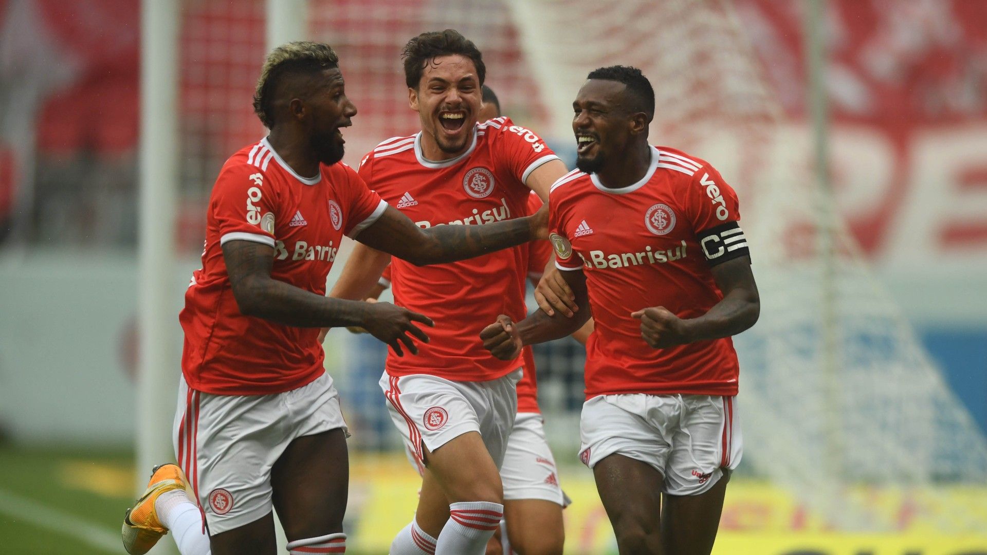 Edenílson, Rodinei e Maurício Internacional Grêmio Brasileirão 24012020