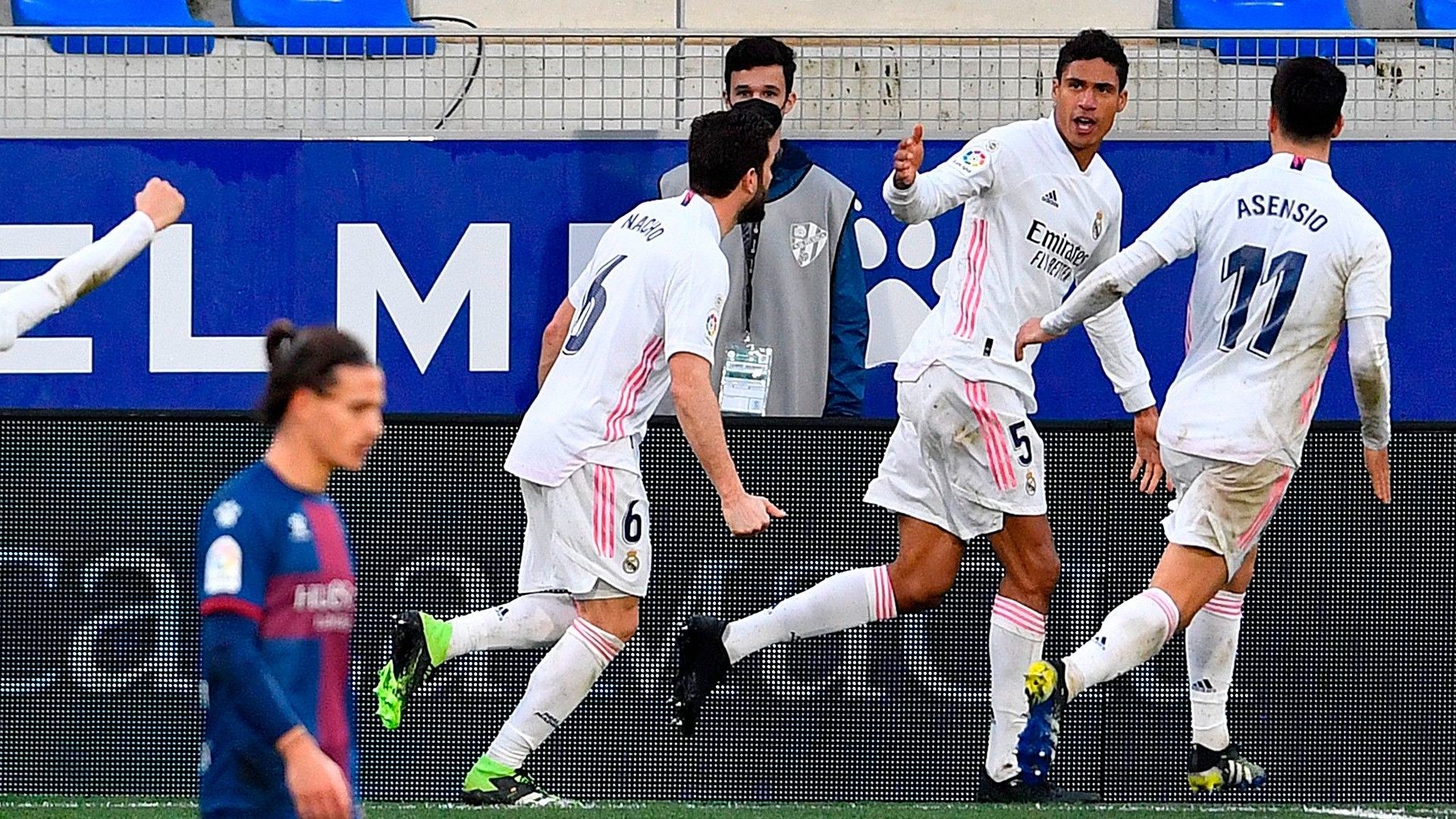 Raphael Varane Real Madrid Huesca 022021