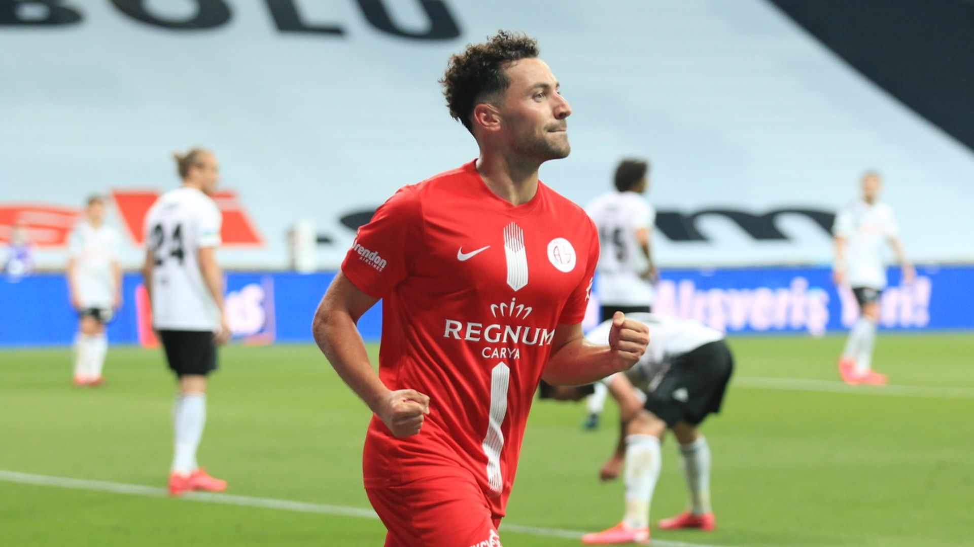 Sinan Gumus Antalyaspor goal celebration vs Besiktas 06132020