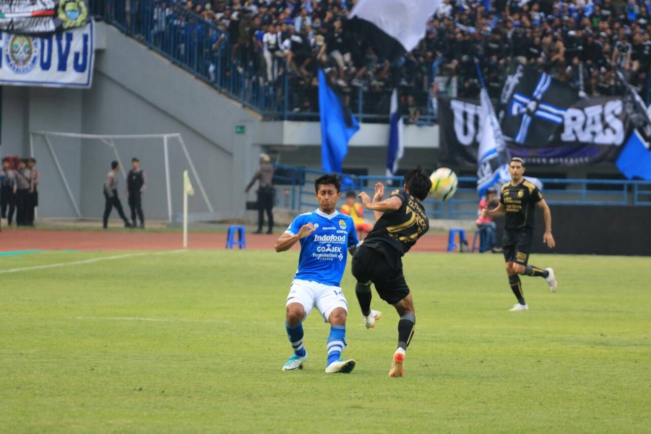 Agung Mulyadi & Zalnando - Persib Bandung vs Sriwijaya FC