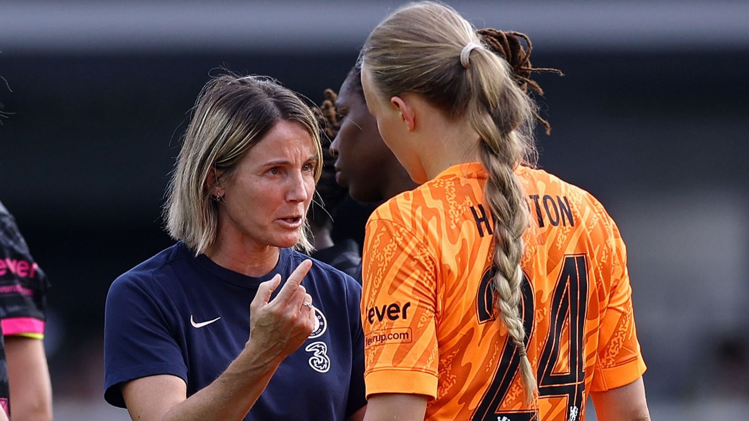 Sonia Bompastor Hannah Hampton Chelsea Women 2024-25