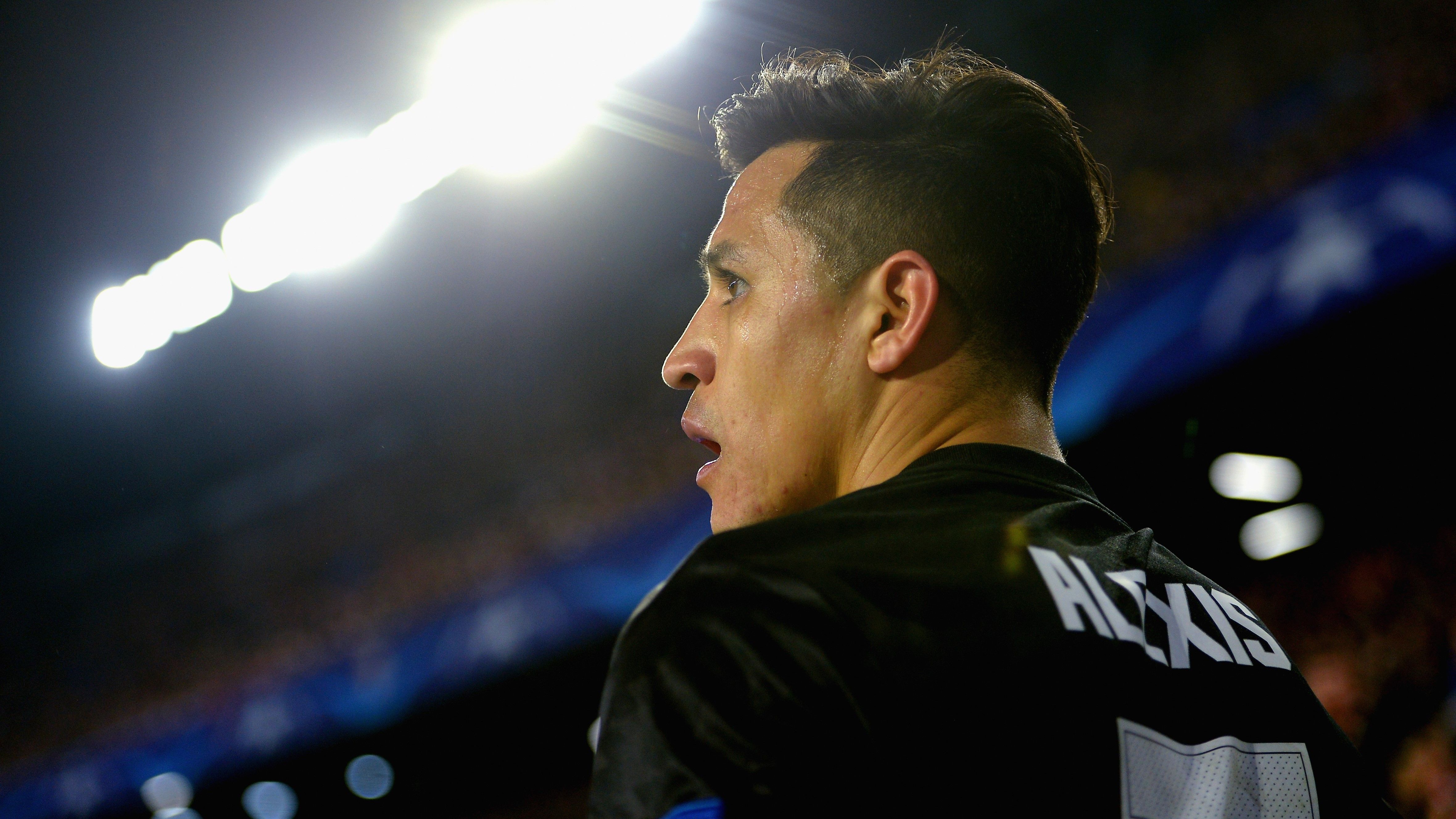 Alexis Sanchez Sevilla Manchester United UCL 21022018