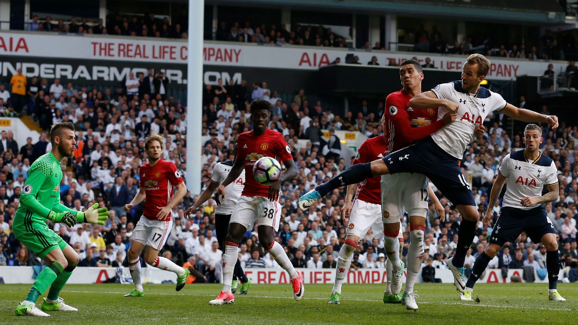 Harry Kane Tottenham v Man United