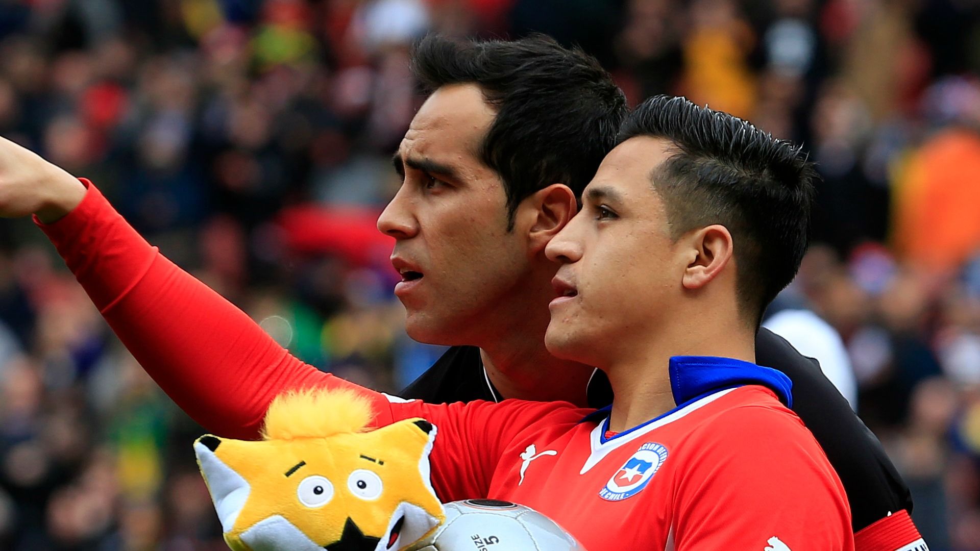 Alexis Sánchez - Claudio Bravo