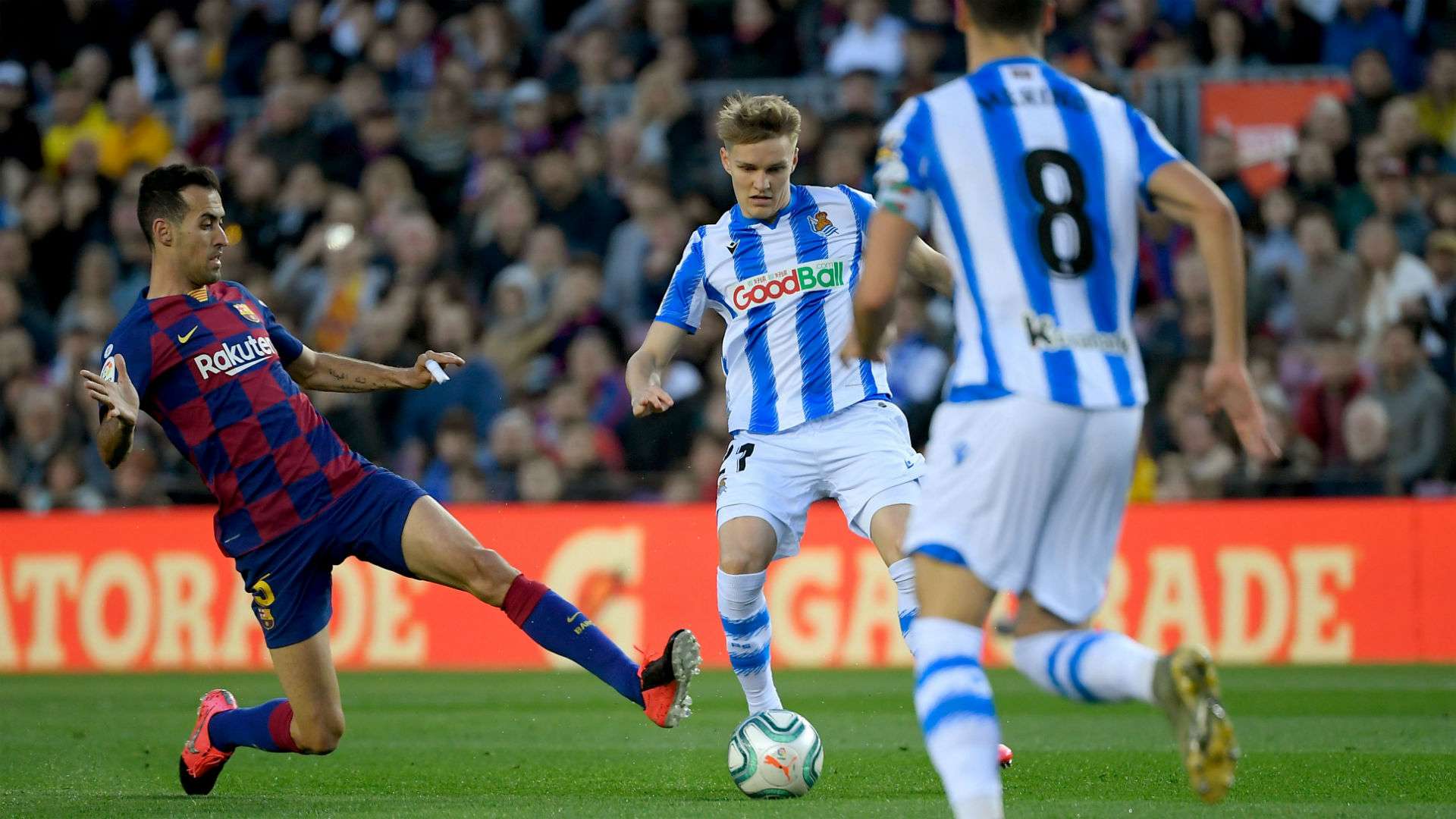 Busquets Odegaard Barcelona Real Sociedad LaLiga