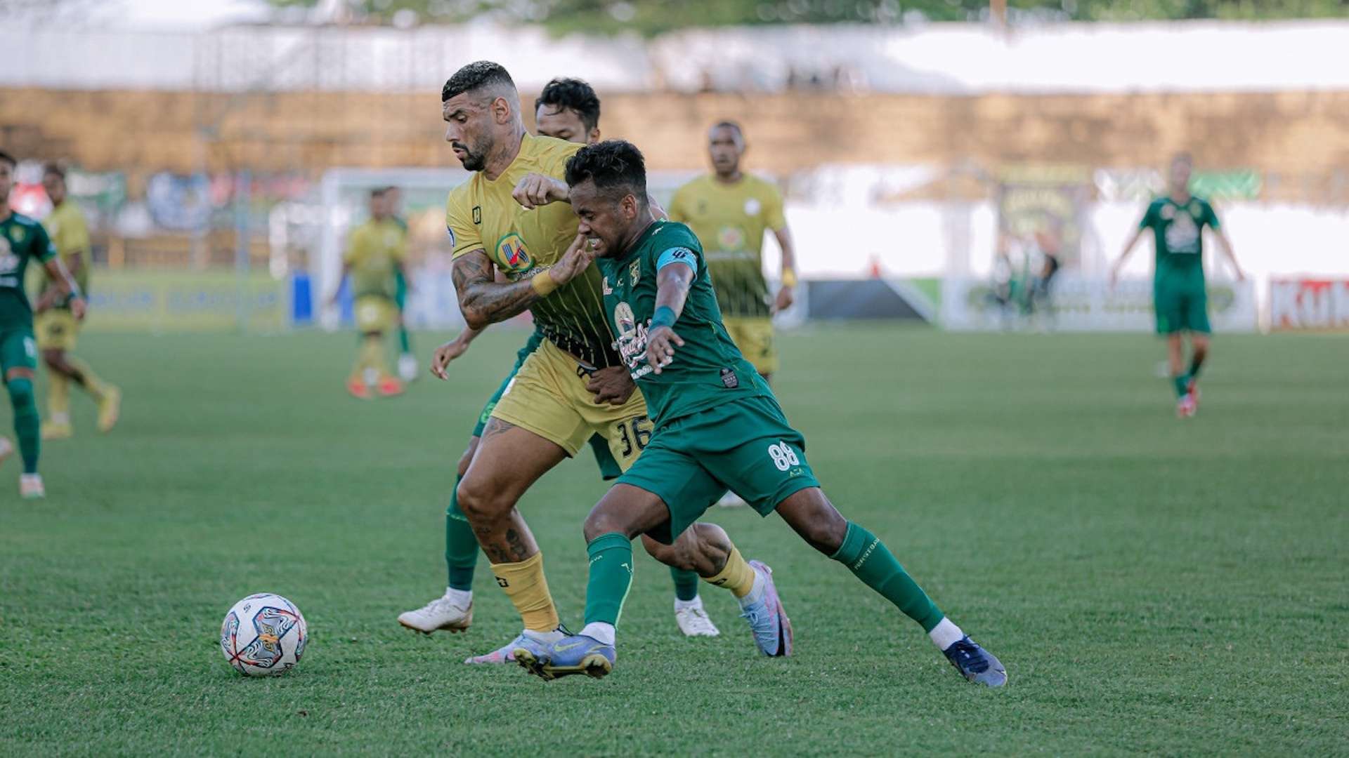 Renan Alves, Alwi Slamat - Barito vs Persebaya