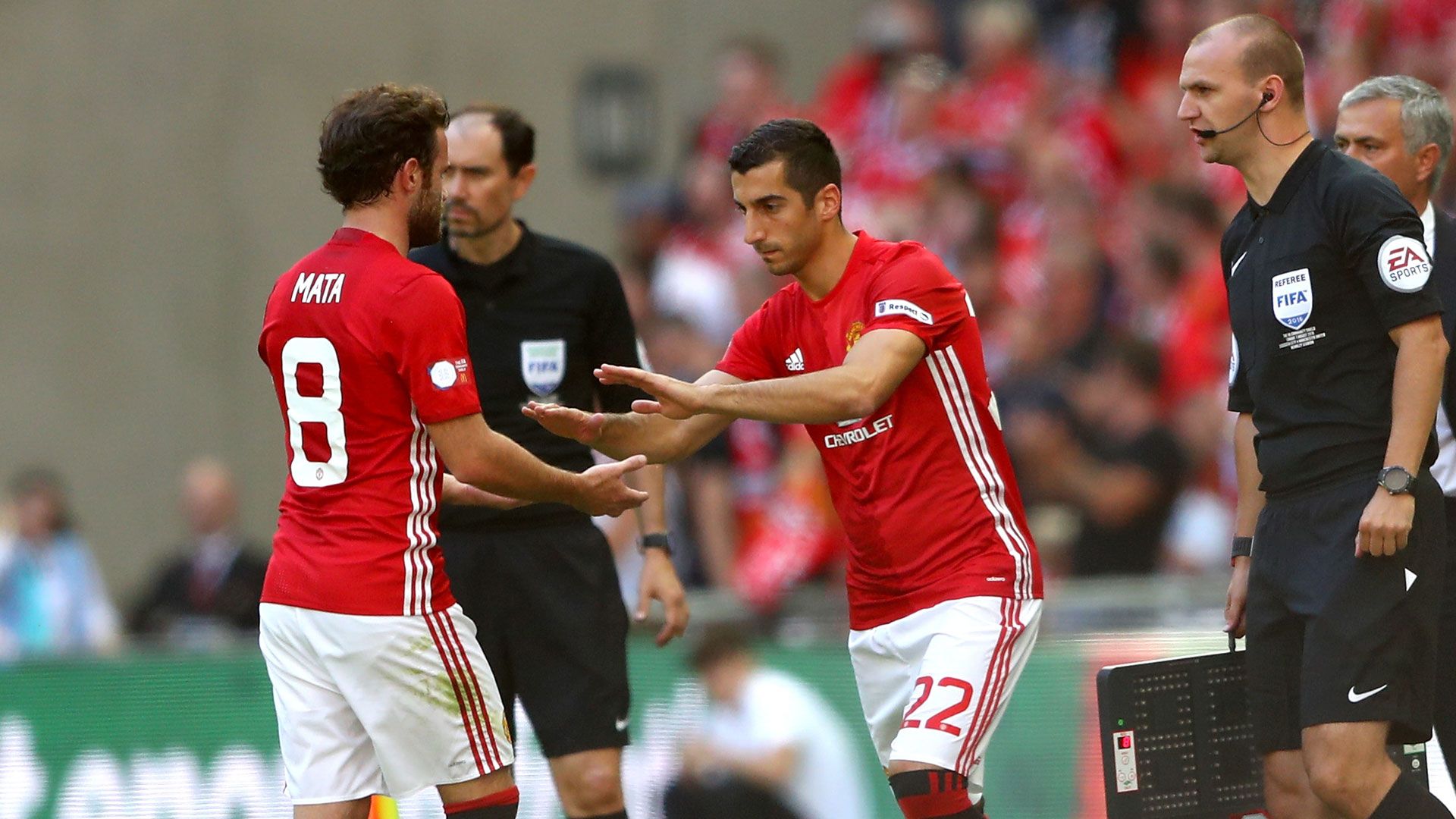 Juan Mata Henrikh Mkhitaryan Manchester United 07082016