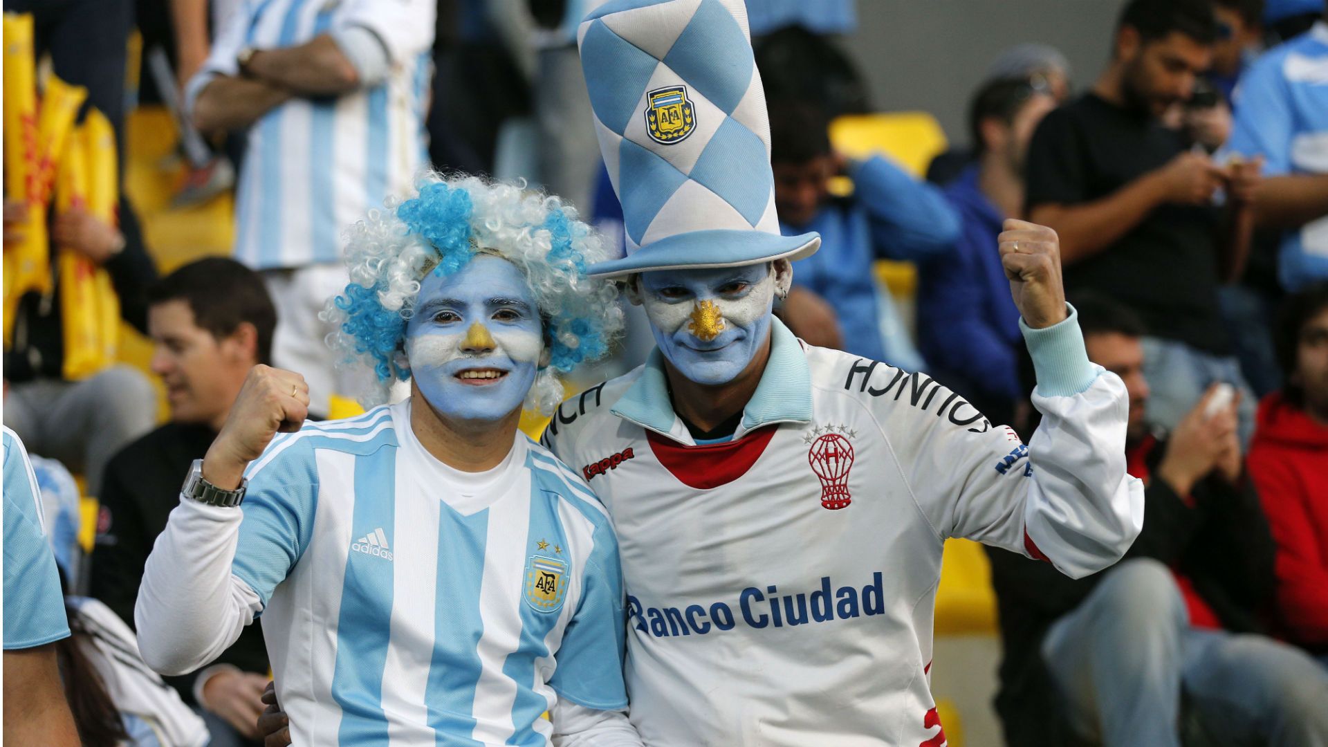 Argentina fans day 16