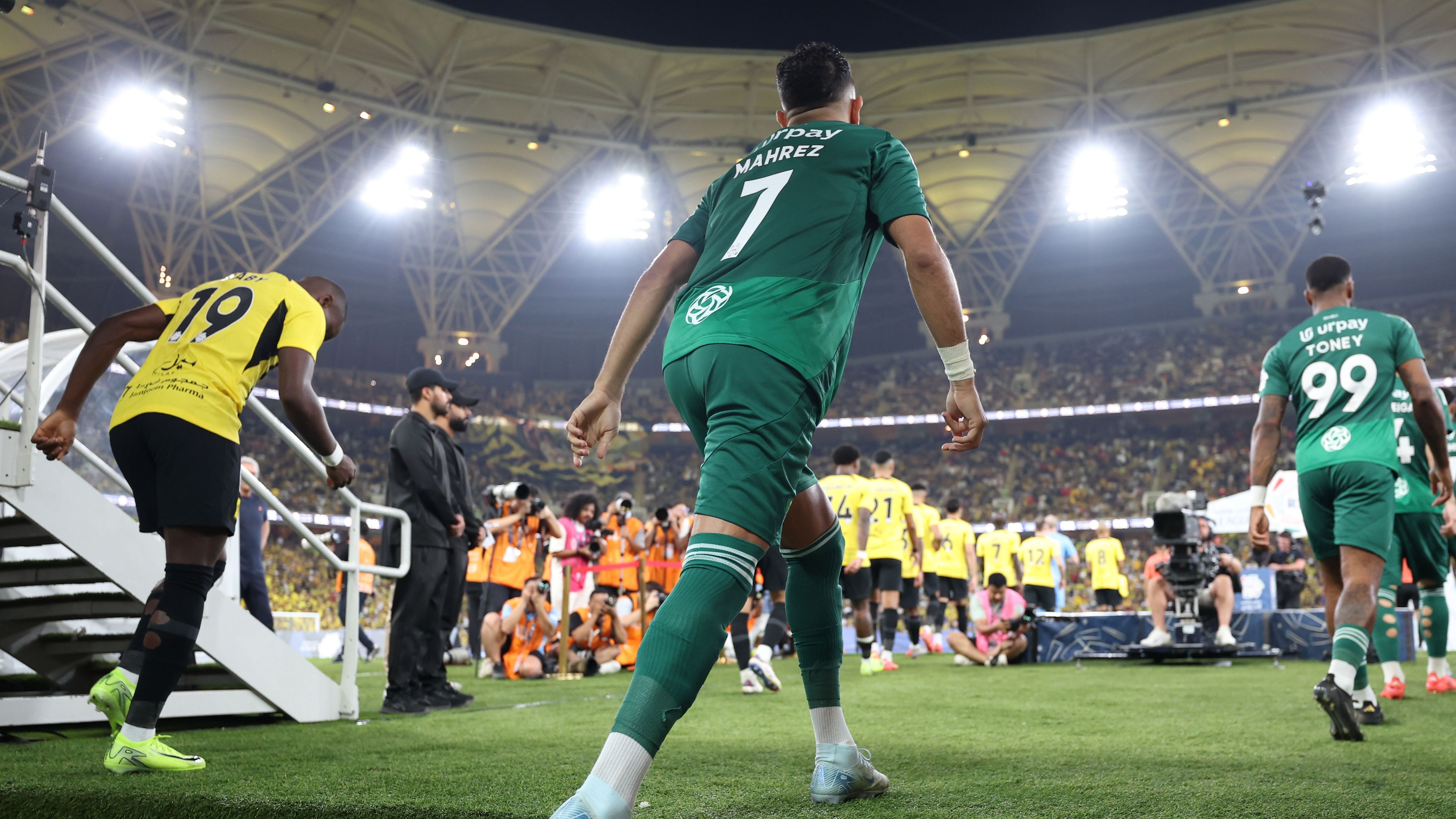 Riyad Mahrez Moussa Diaby Ittihad Ahli